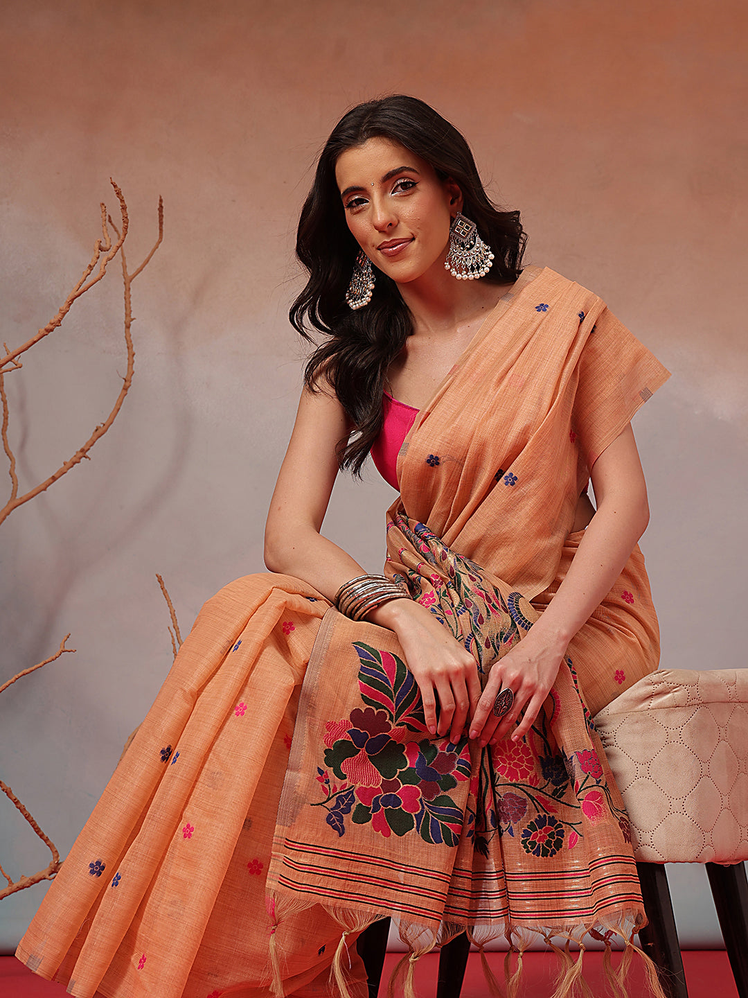 Cotton Blend Woven Design Handloom Premium Jamdani Saree With Tassels