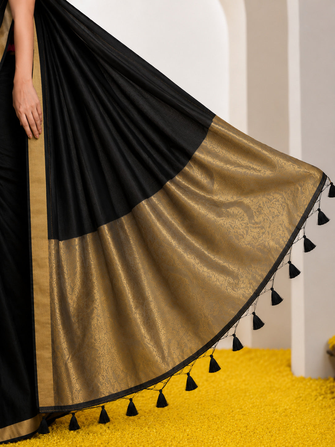 Women's Cotton Silk Saree with Rich Zari Woven Pallu, Elegant Golden Border & Tassels