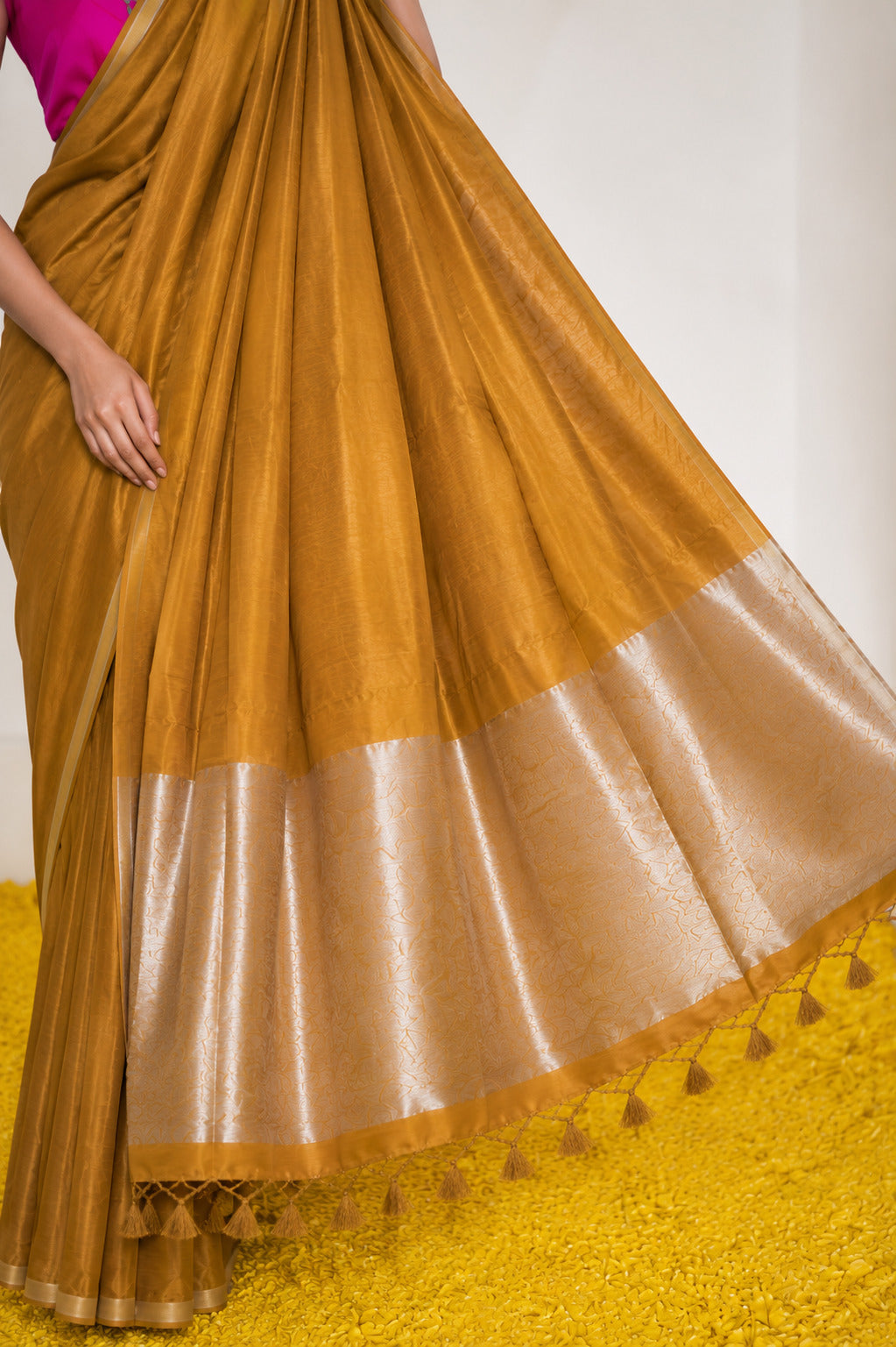 Women's Cotton Silk Saree with Rich Zari Woven Pallu, Elegant Golden Border & Tassels