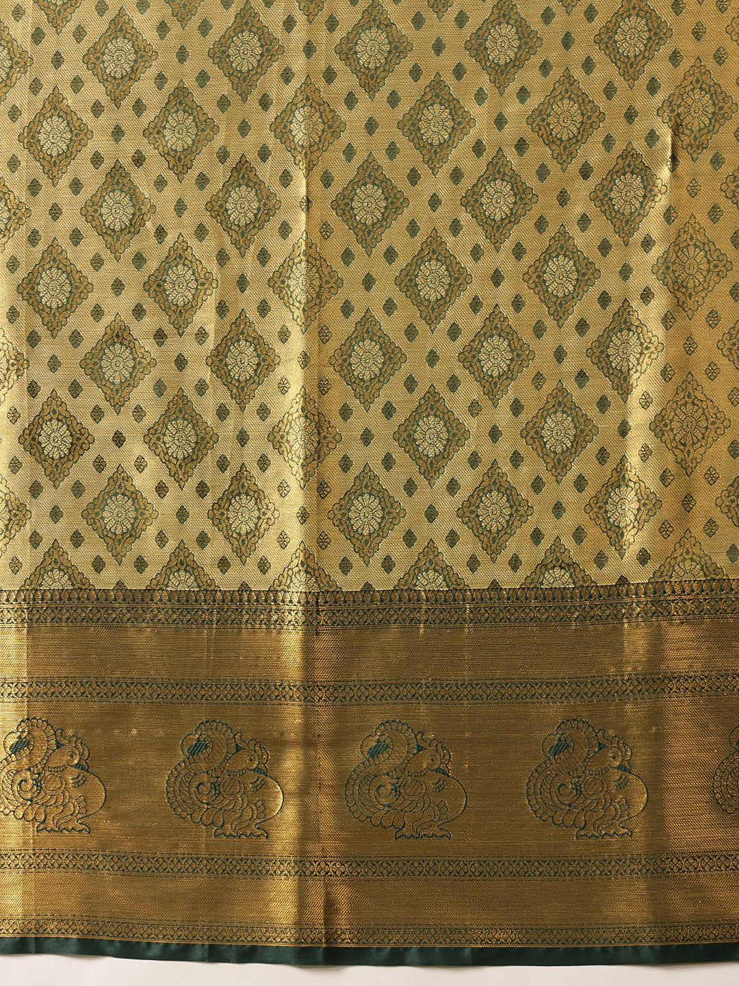Baluchari Silk Saree With Zari Woven Rich Pallu & Contrast Border