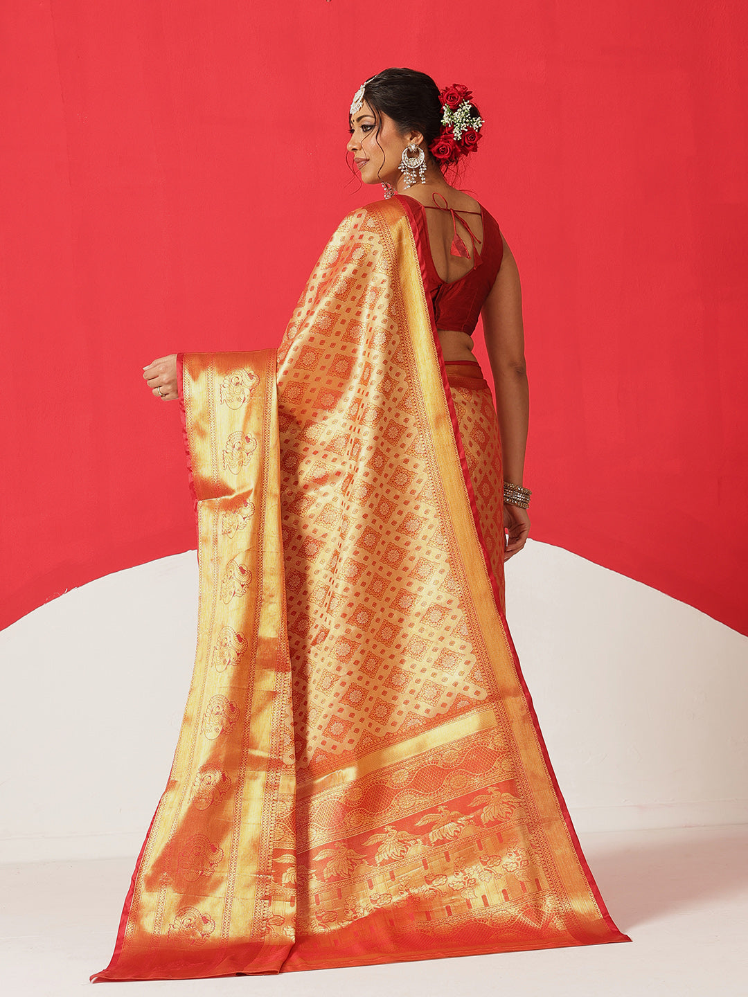 Baluchari Silk Saree With Zari Woven Rich Pallu & Contrast Border