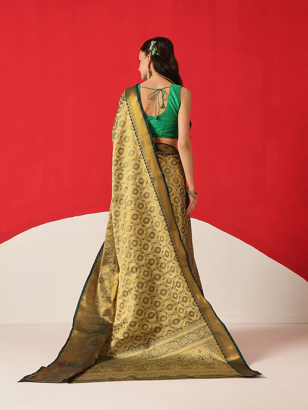 Floral Baluchari Silk Saree With Zari Woven Rich Pallu & Contrast Border