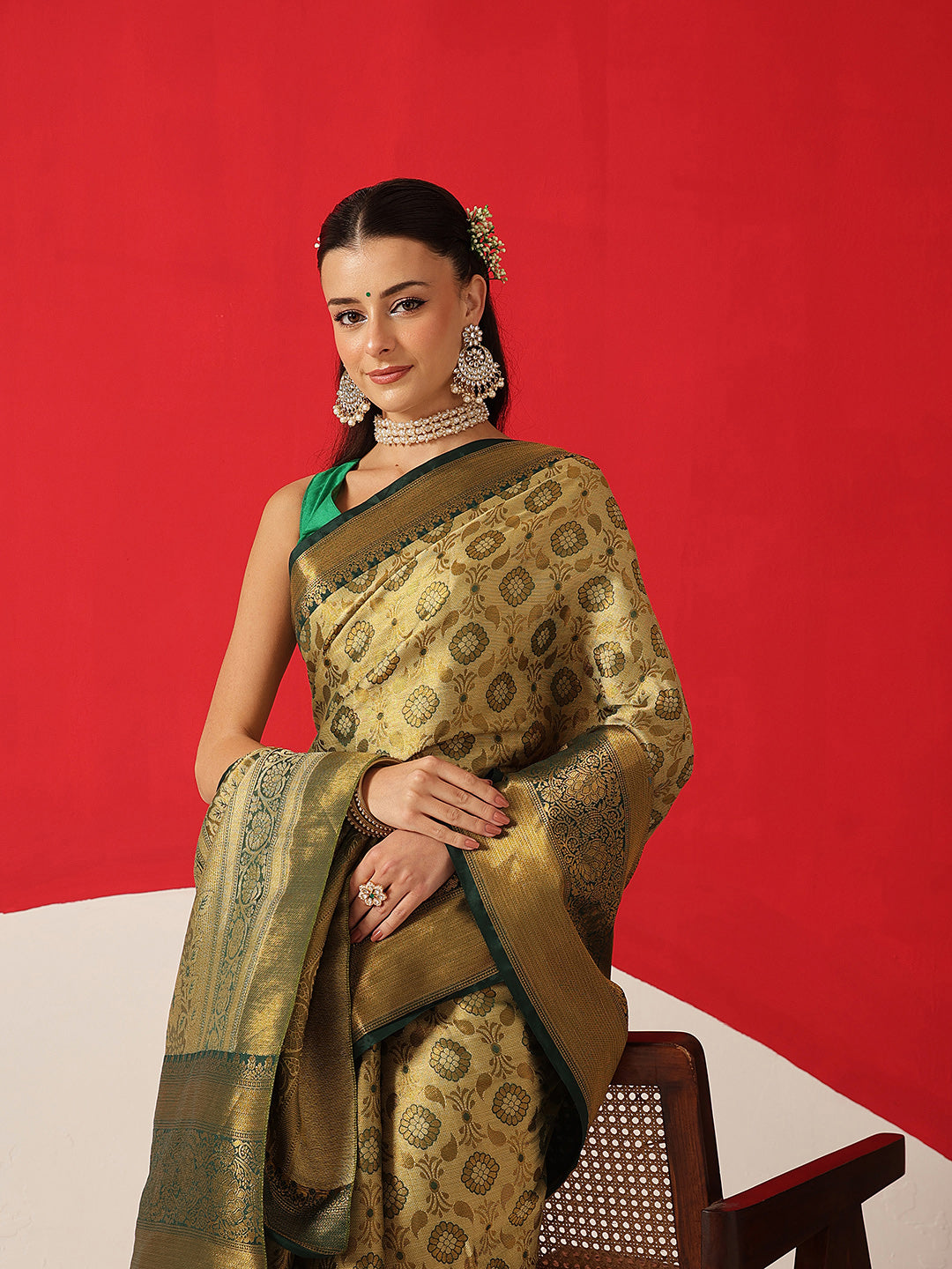 Floral Baluchari Silk Saree With Zari Woven Rich Pallu & Contrast Border