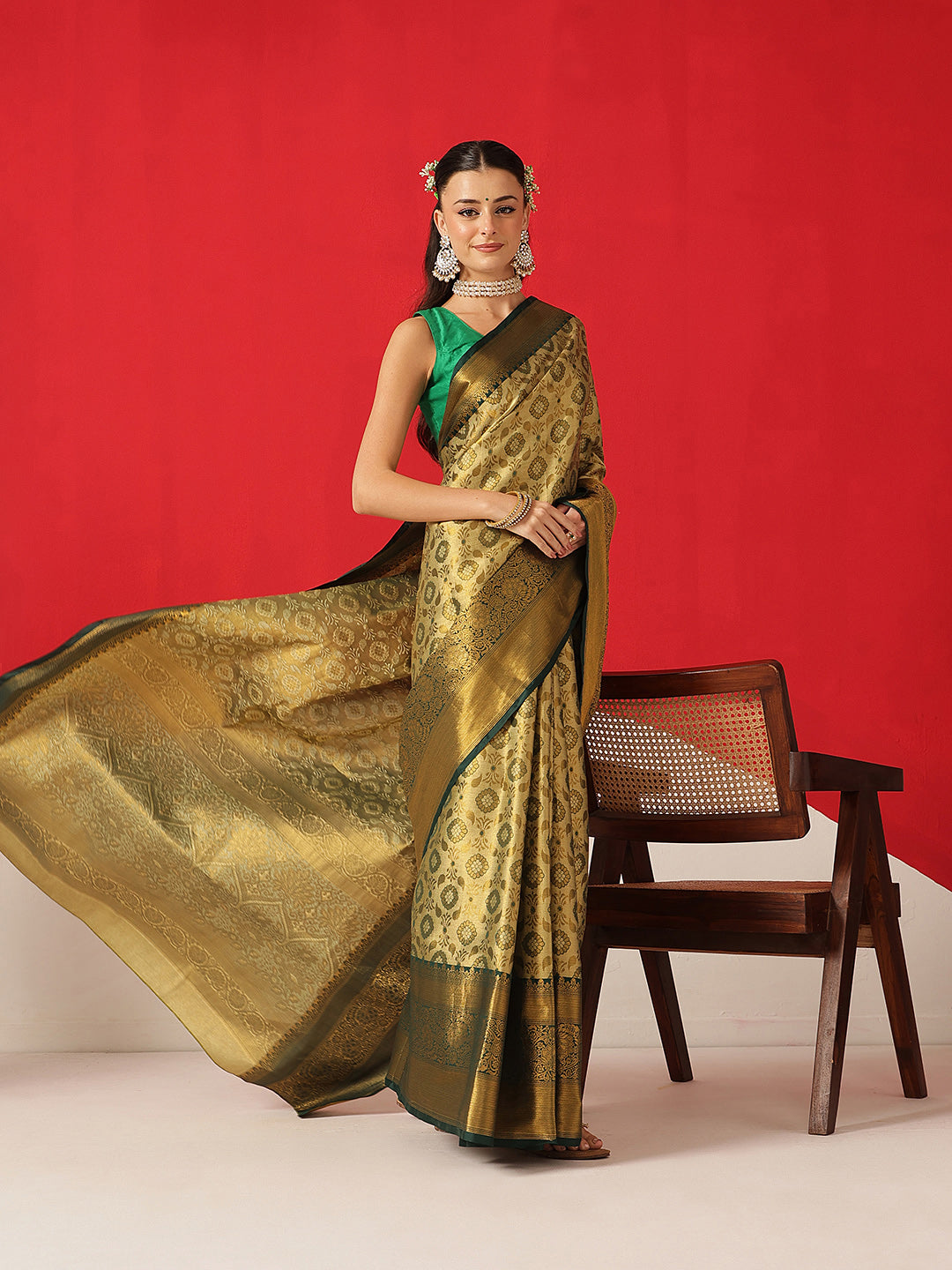 Floral Baluchari Silk Saree With Zari Woven Rich Pallu & Contrast Border
