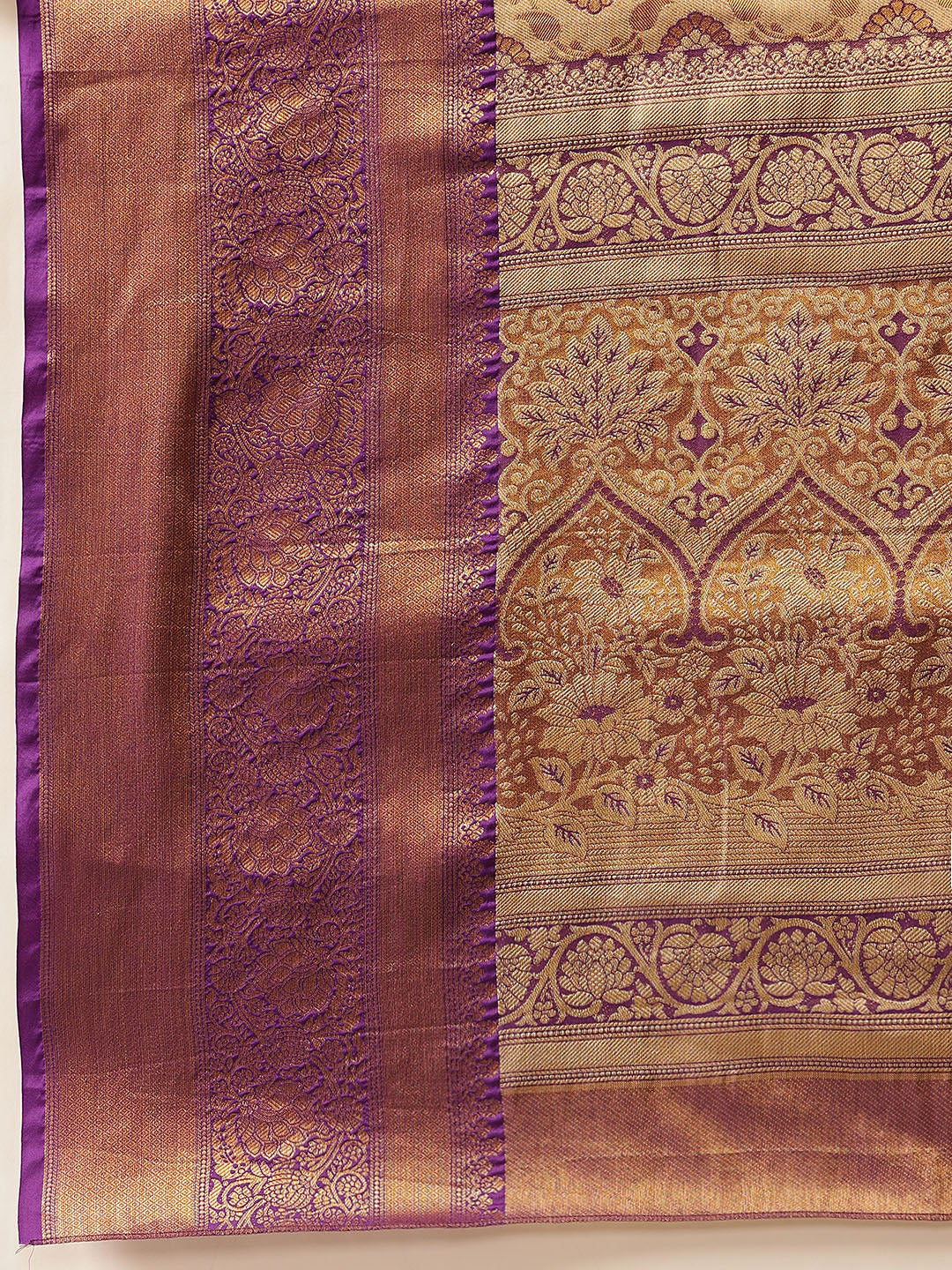 Floral Baluchari Silk Saree With Zari Woven Rich Pallu & Contrast Border