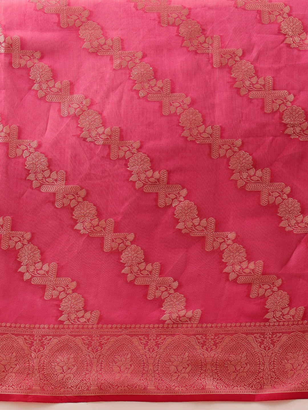 Laheriya Floral Banarasi Organza Soft Silk Pink Saree