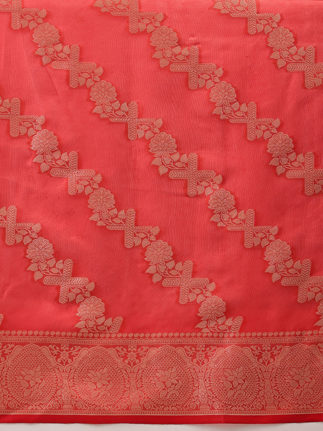 Laheriya Floral Banarasi Organza Soft Silk Red Saree