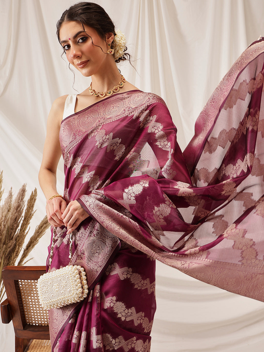 Laheriya Floral Banarasi Organza Soft Silk Wine Saree