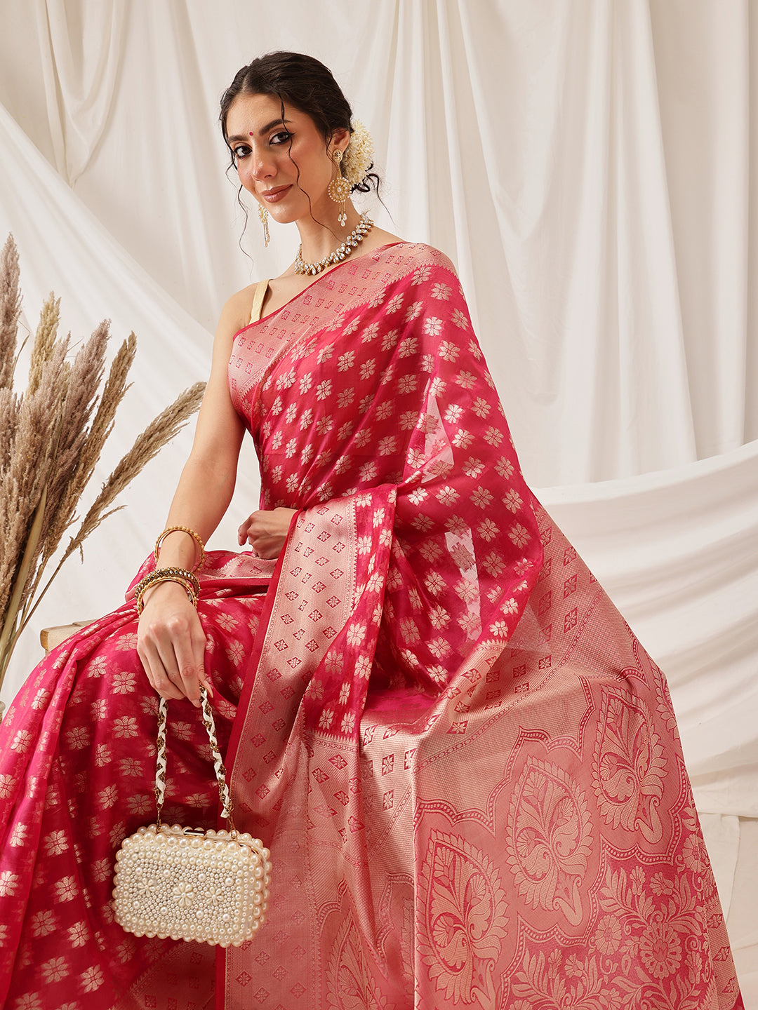 Floral Banarasi Organza Soft Silk Pink Saree With Small Border