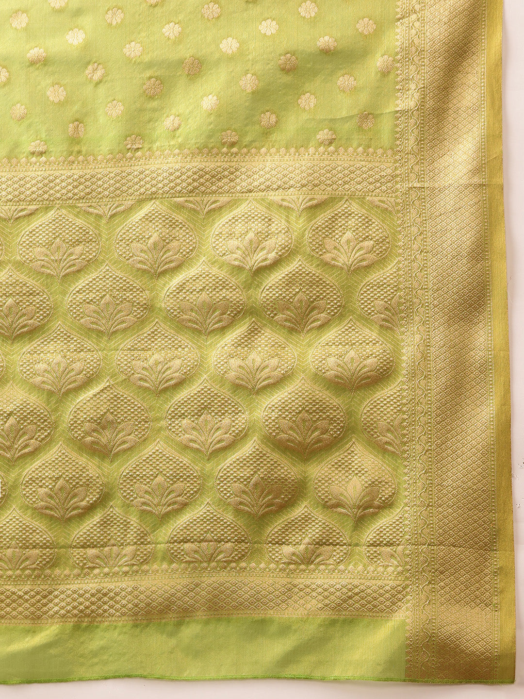 Women's Kanjivaram Tissue Silk Zari Woven Saree