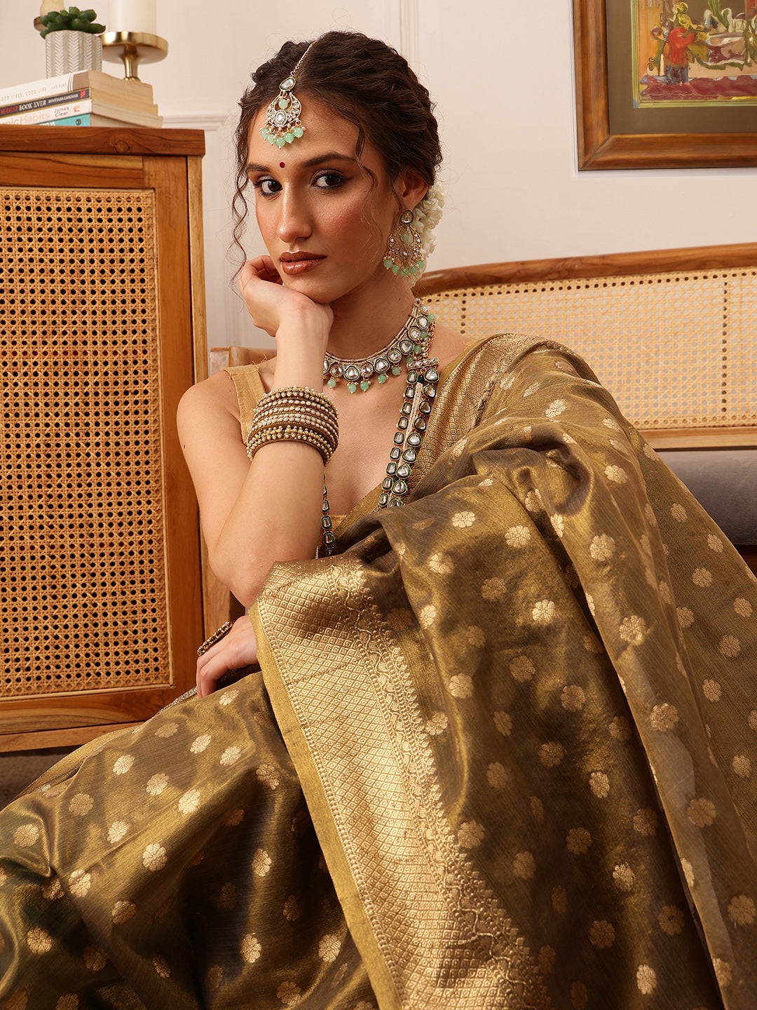 Women's Kanjivaram Tissue Silk Zari Woven Saree