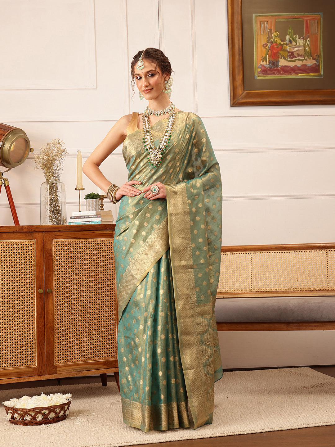 Women's Kanjivaram Tissue Silk Zari Woven Saree
