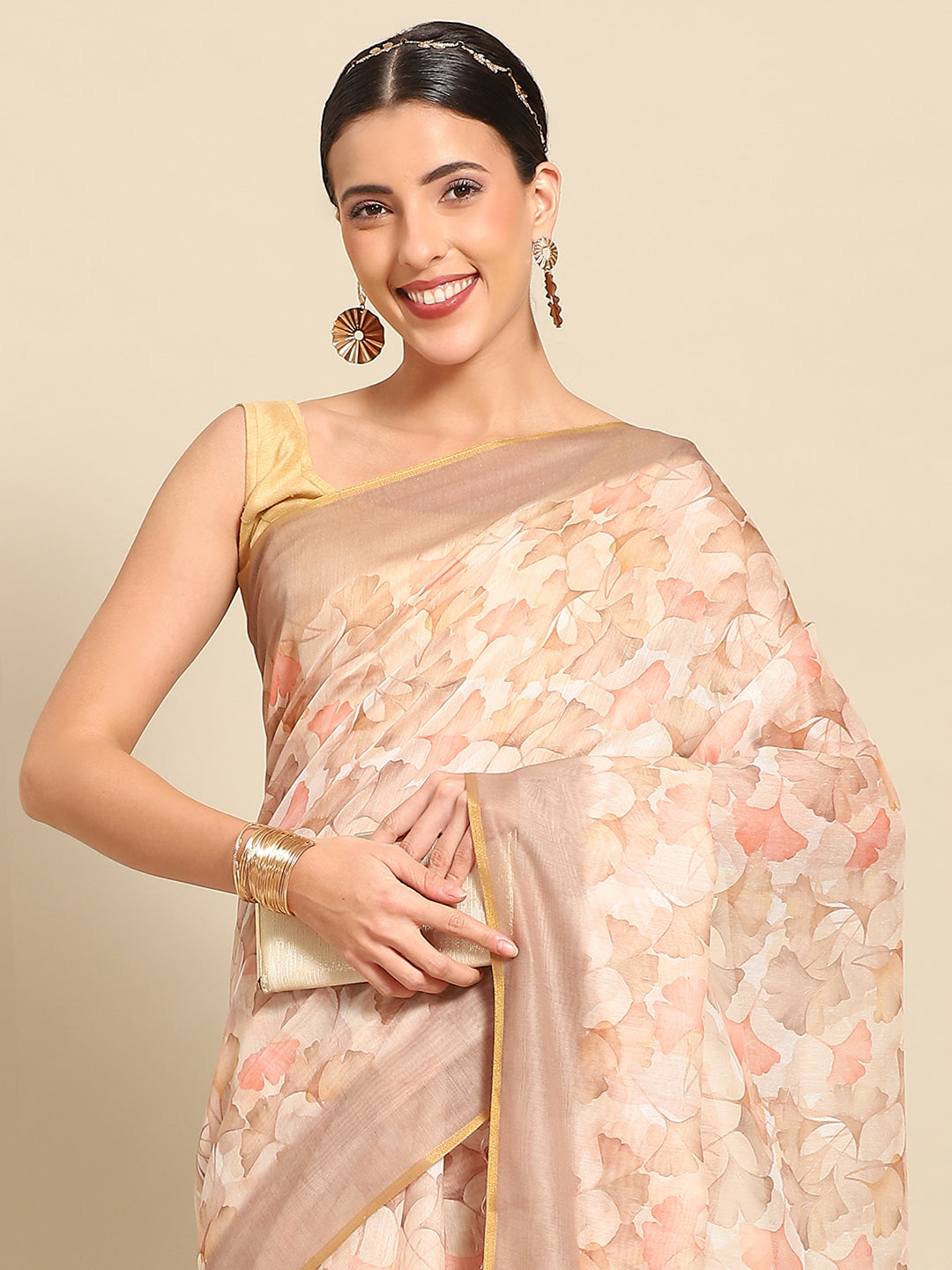Floral Printed Cotton Saree With Blouse Piece