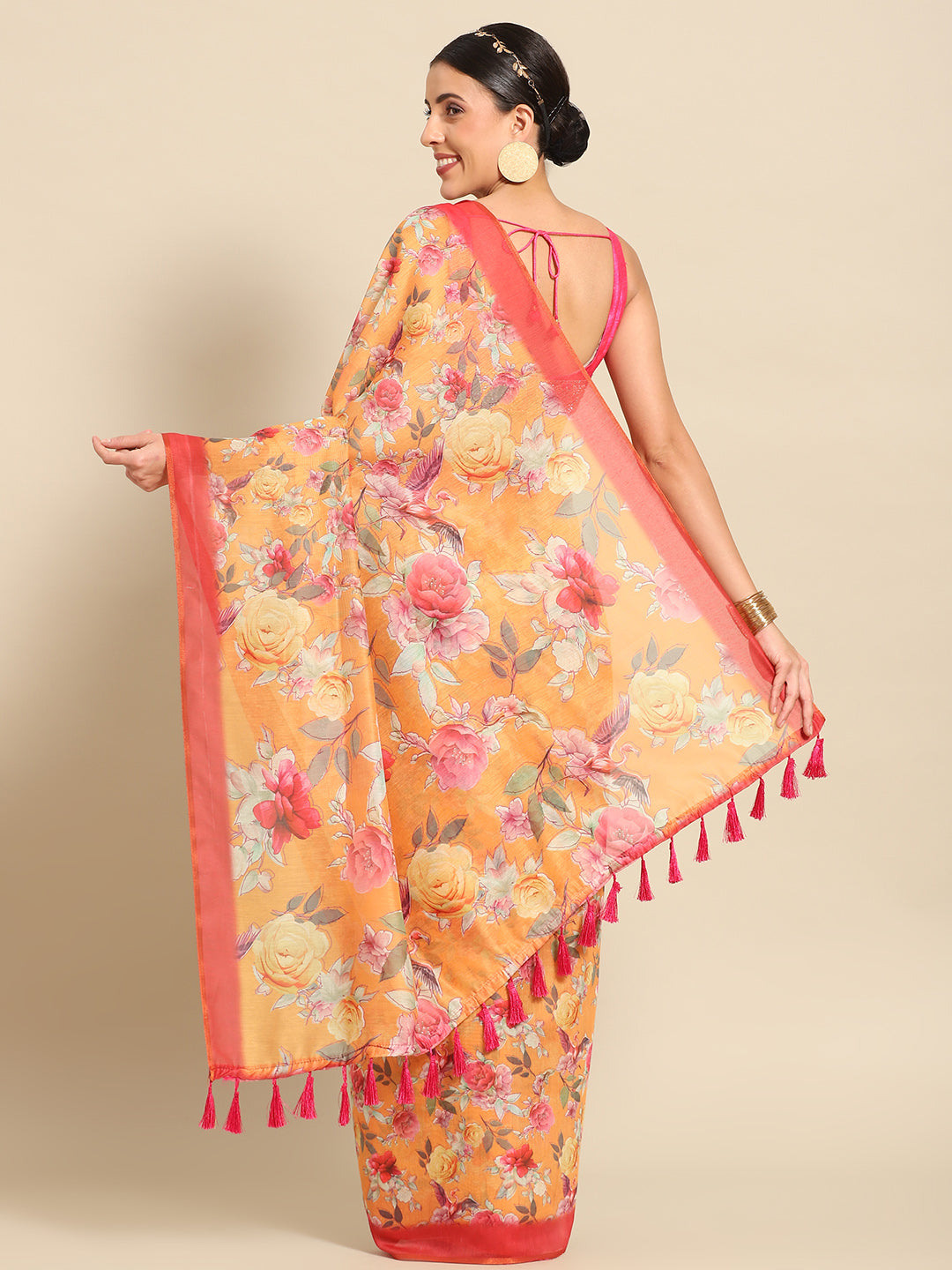 Floral Printed Cotton Saree With Blouse Piece