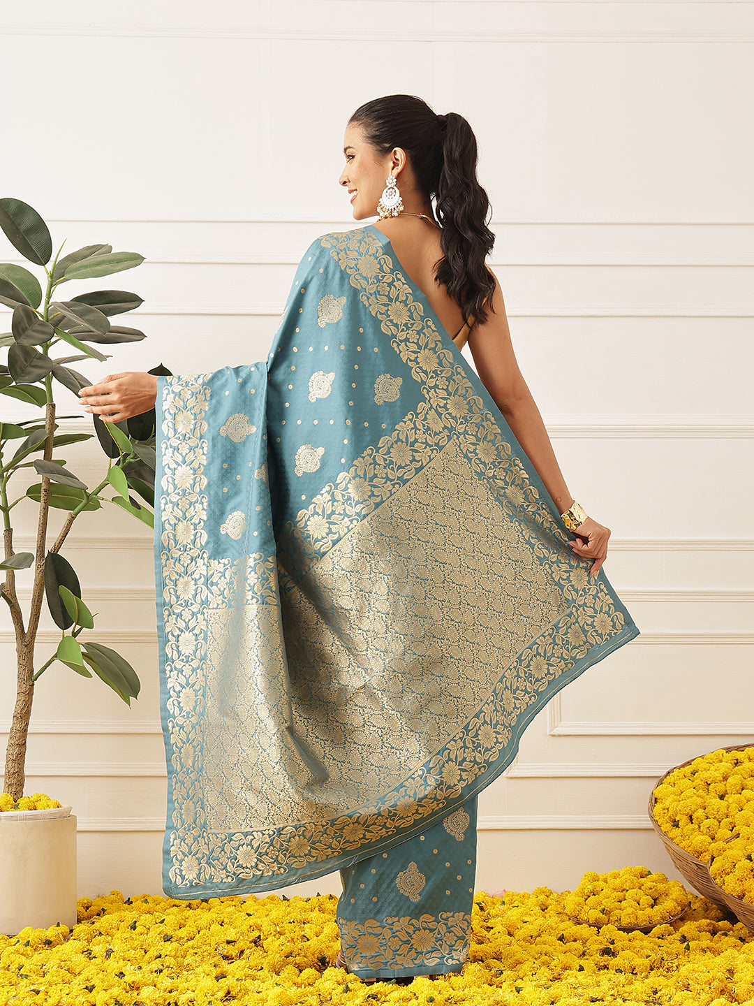 Banarasi Soft Silk Peacock Border Zari Woven Saree With Unstitched Blouse Piece