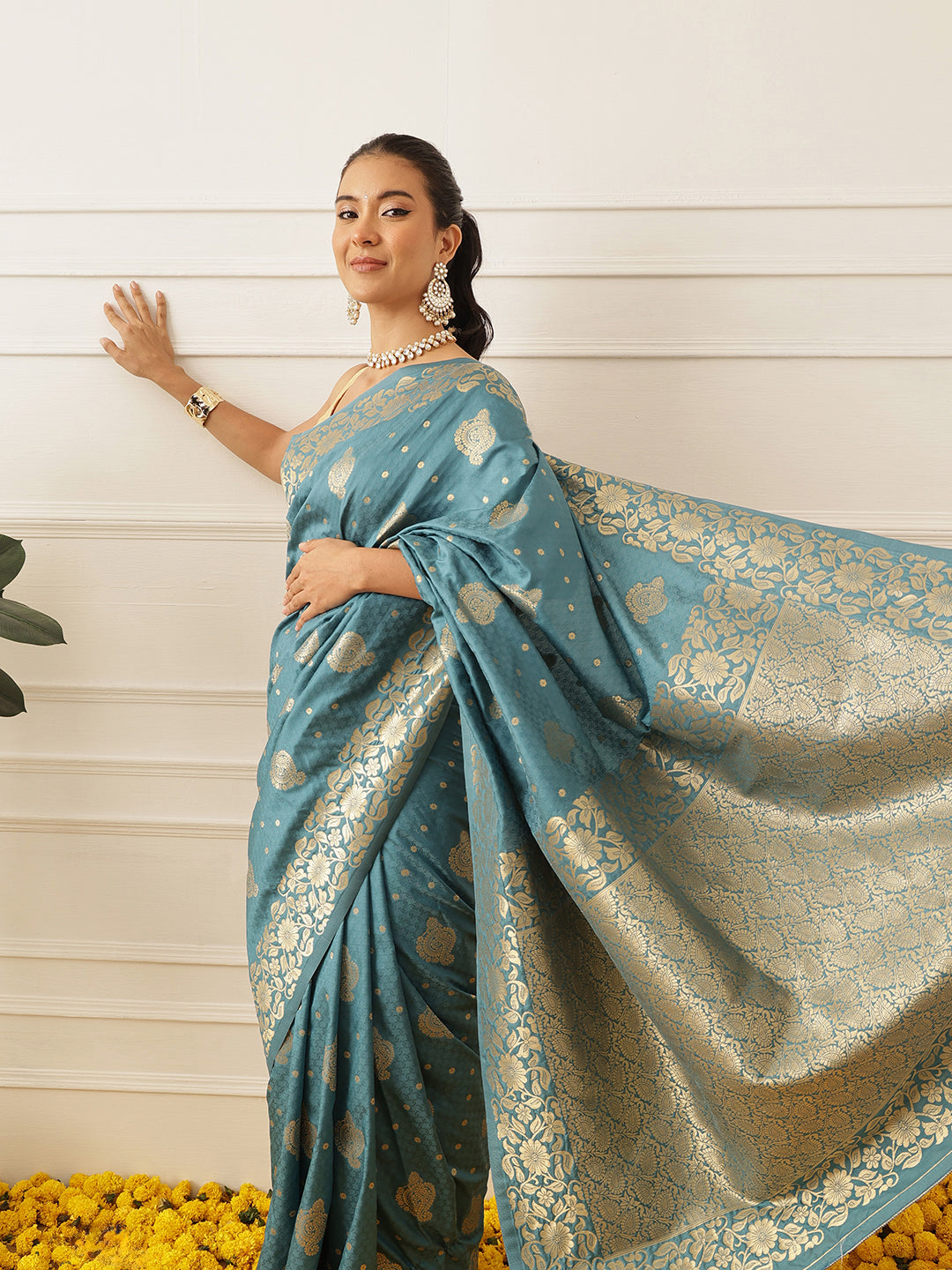 Banarasi Soft Silk Peacock Border Zari Woven Saree With Unstitched Blouse Piece