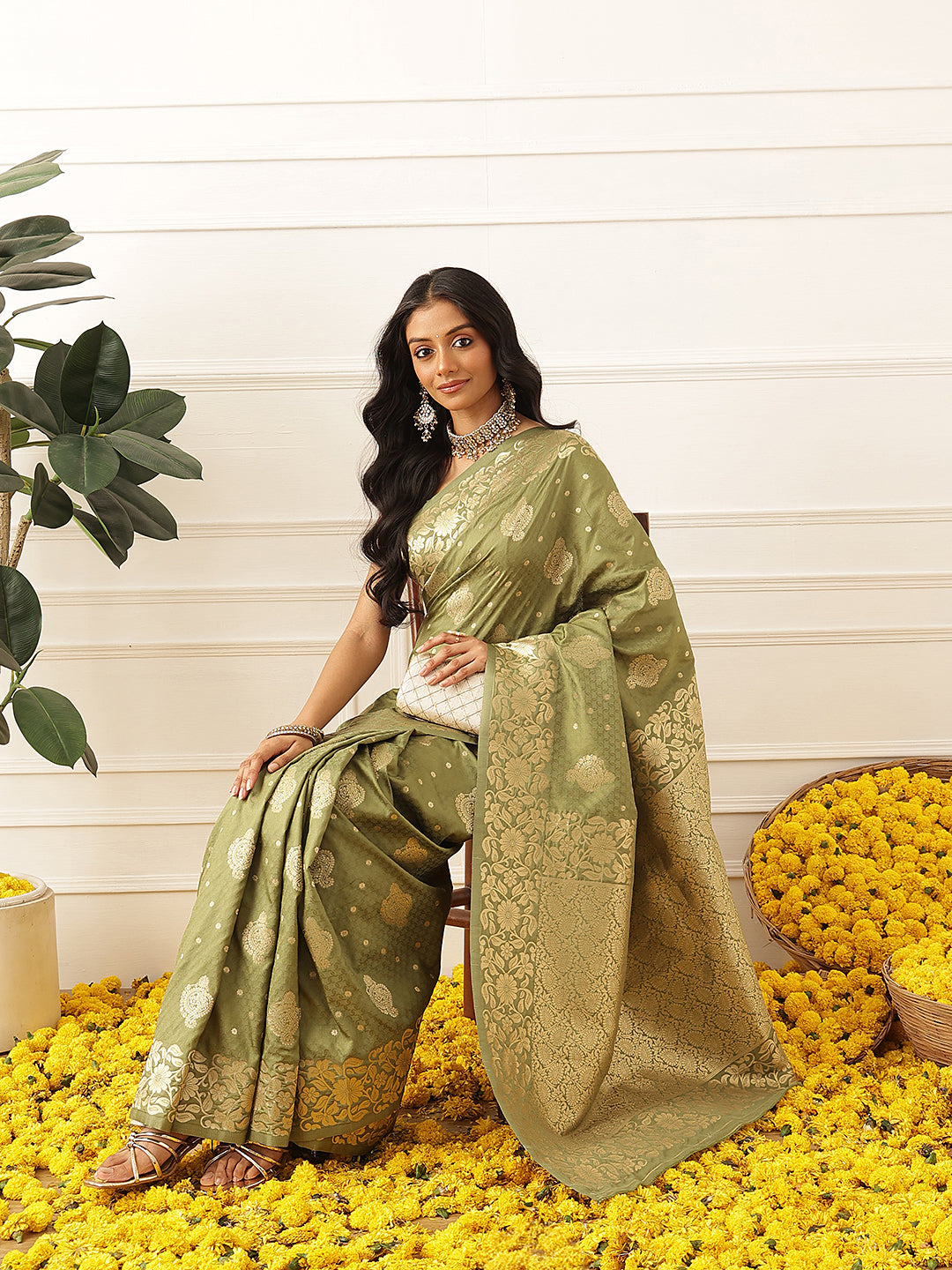 Banarasi Soft Silk Peacock Border Zari Woven Saree With Unstitched Blouse Piece