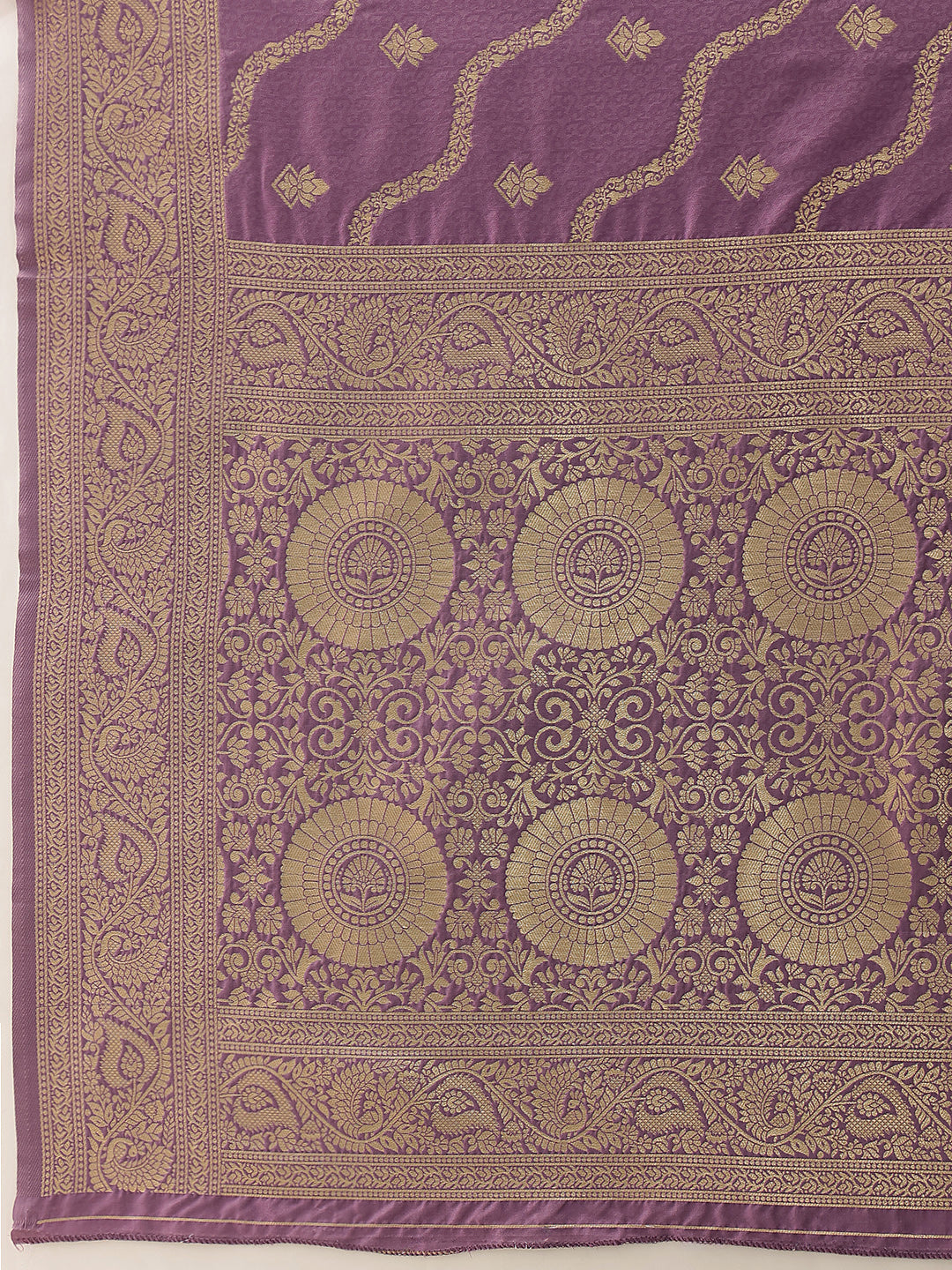 Banarasi Soft Silk Lahariya Work Zari Woven Saree With Unstitched Blouse Piece