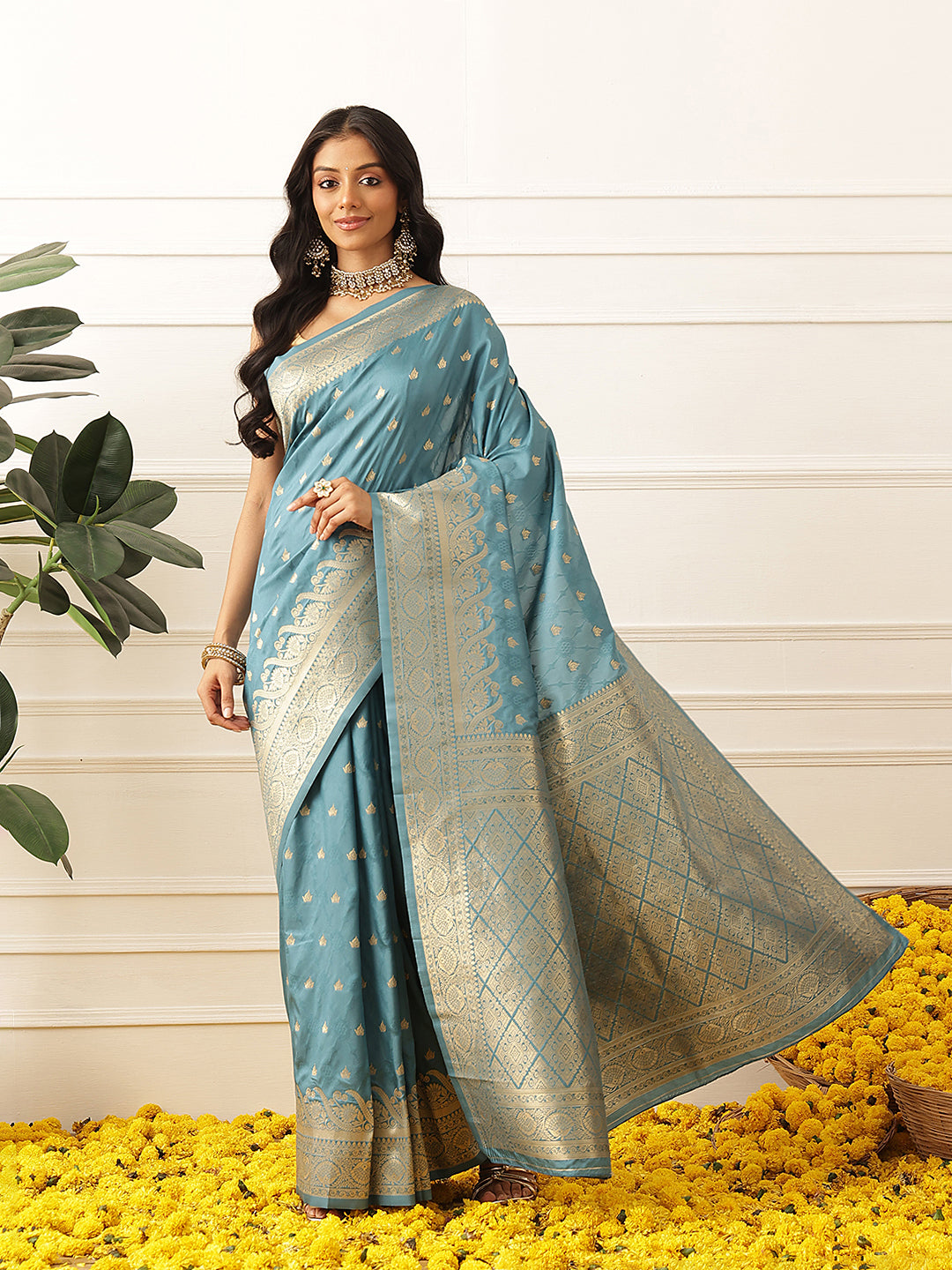 Banarasi Soft Silk Small Zari Butta Work Woven Saree With Unstitched Blouse Piece