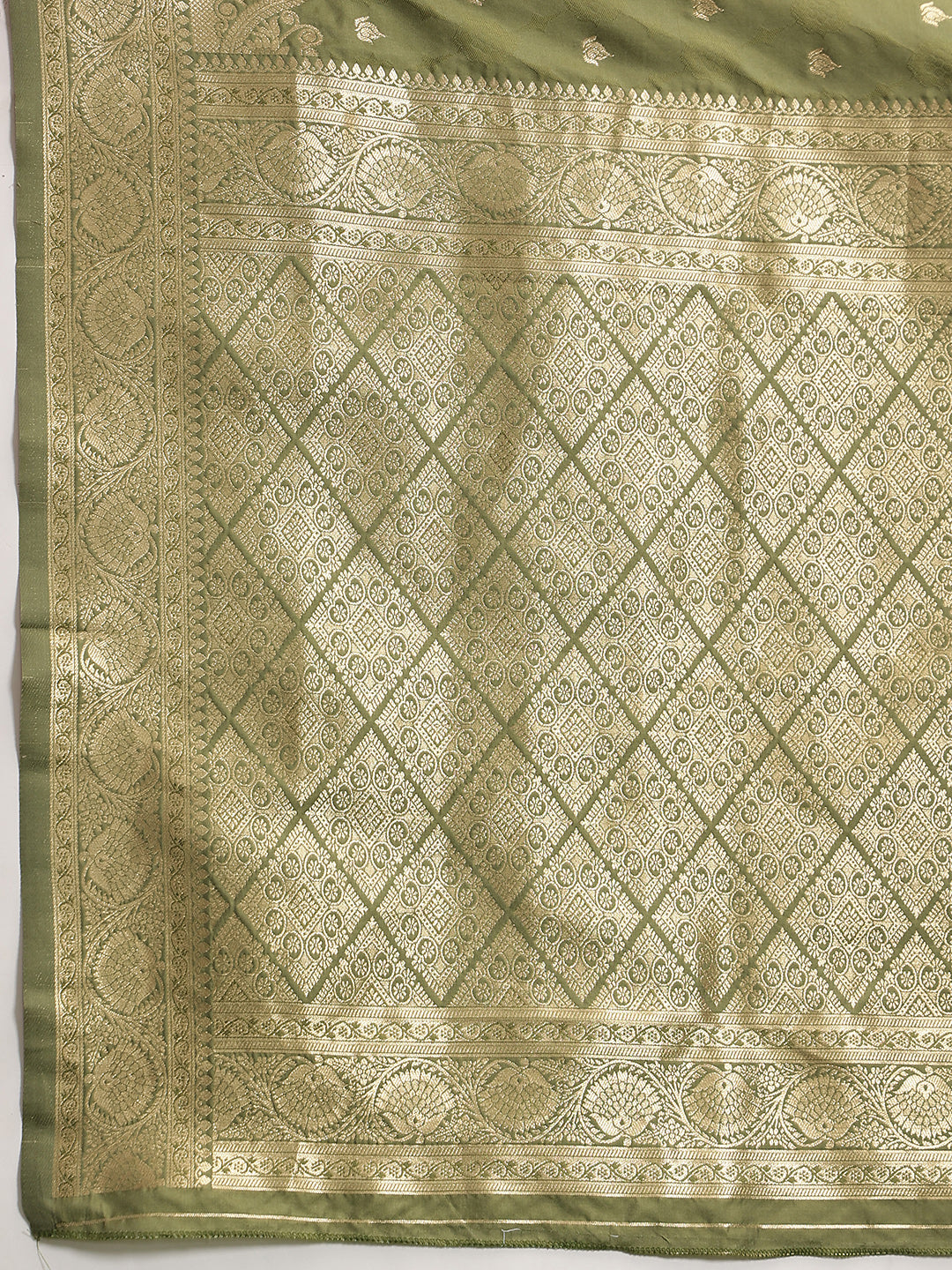 Banarasi Soft Silk Small Zari Butta Work Woven Saree With Unstitched Blouse Piece