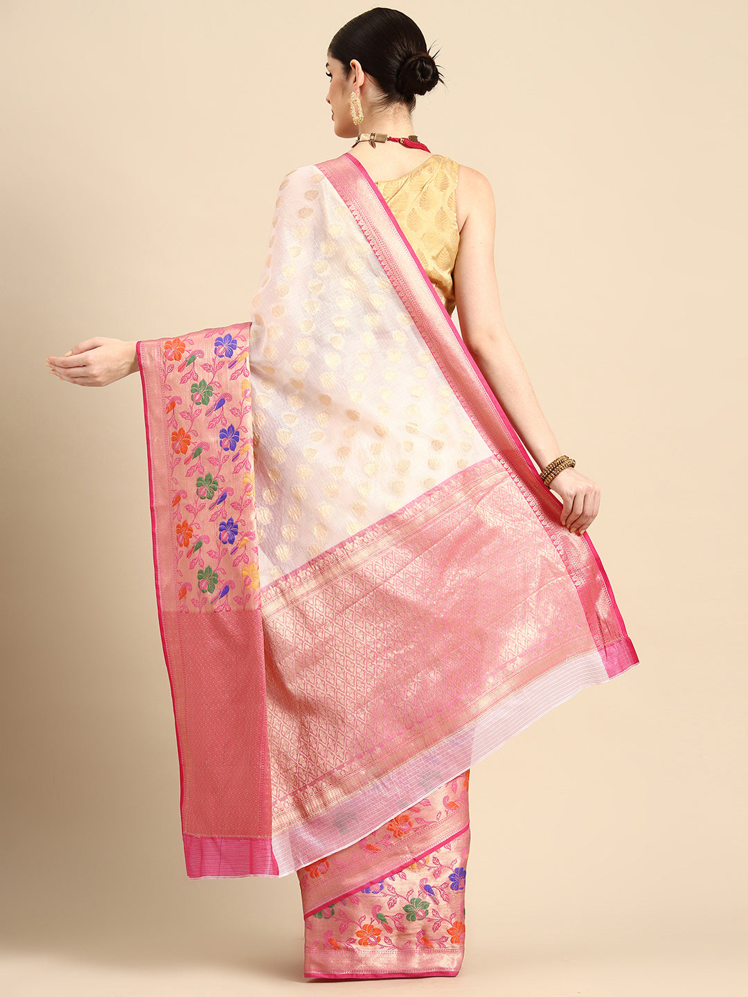 Woven Design Ethnic Motifs Zari Kasauv Saree