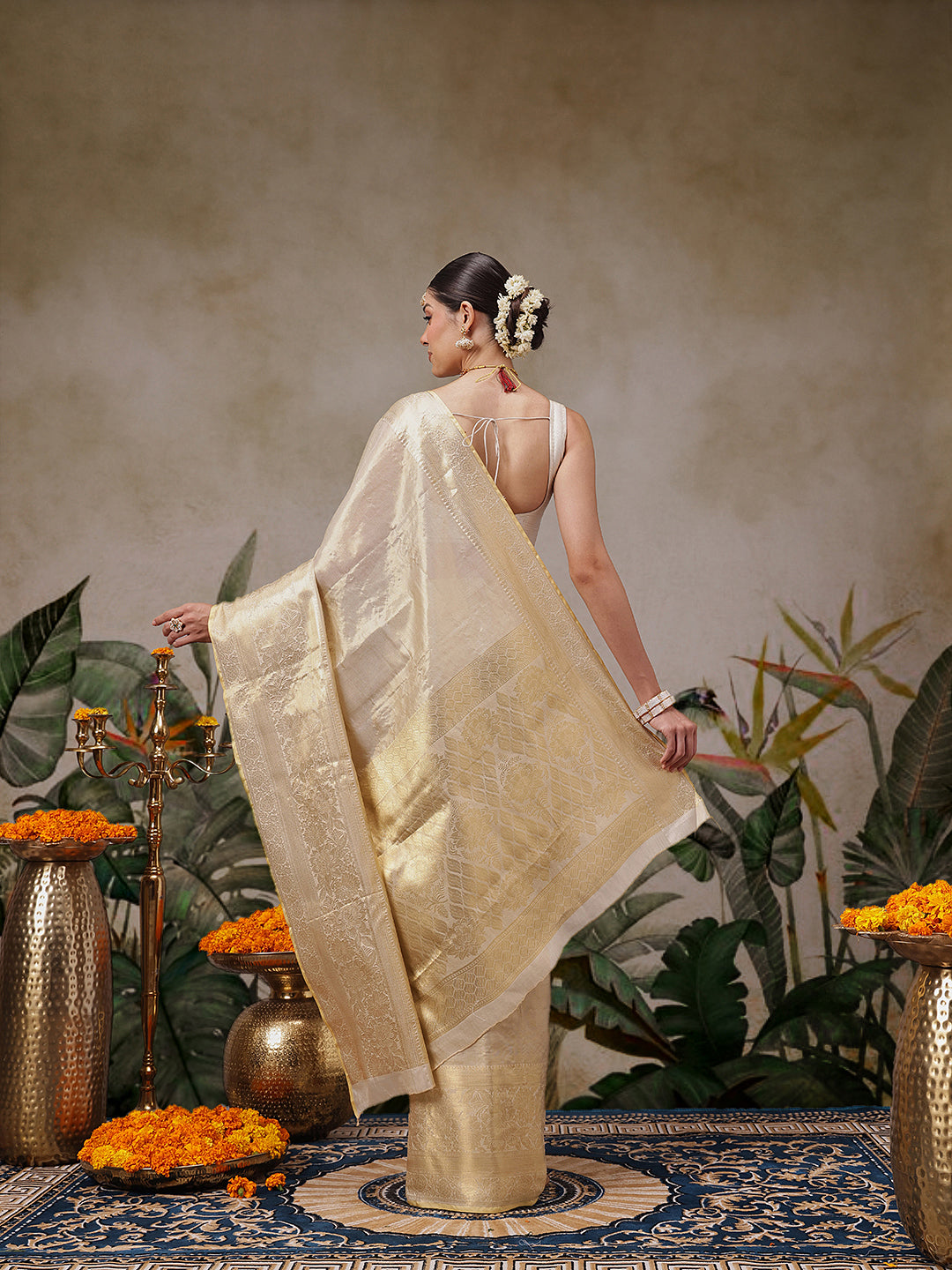Onam Special Tissue Silk Solid Woven Saree