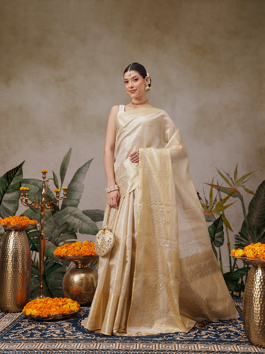 Onam Special Tissue Silk Solid Woven Saree