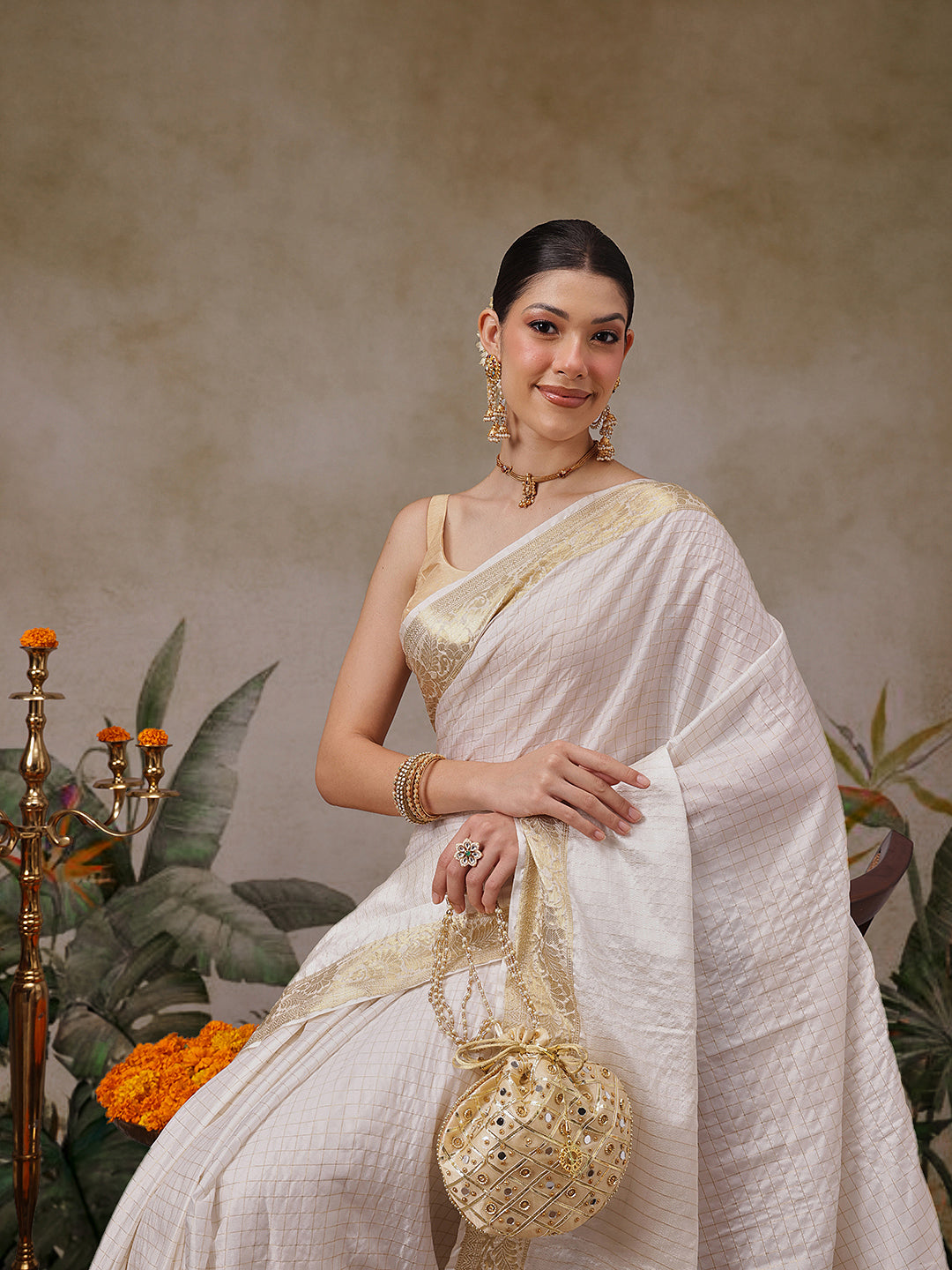 Onam Special Checks Pattern Off White Saree