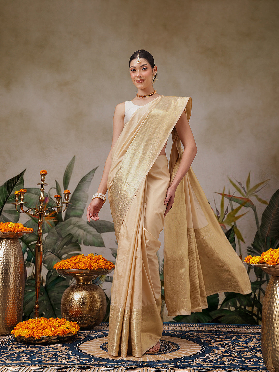 Onam Special Solid Saree With Zari Border