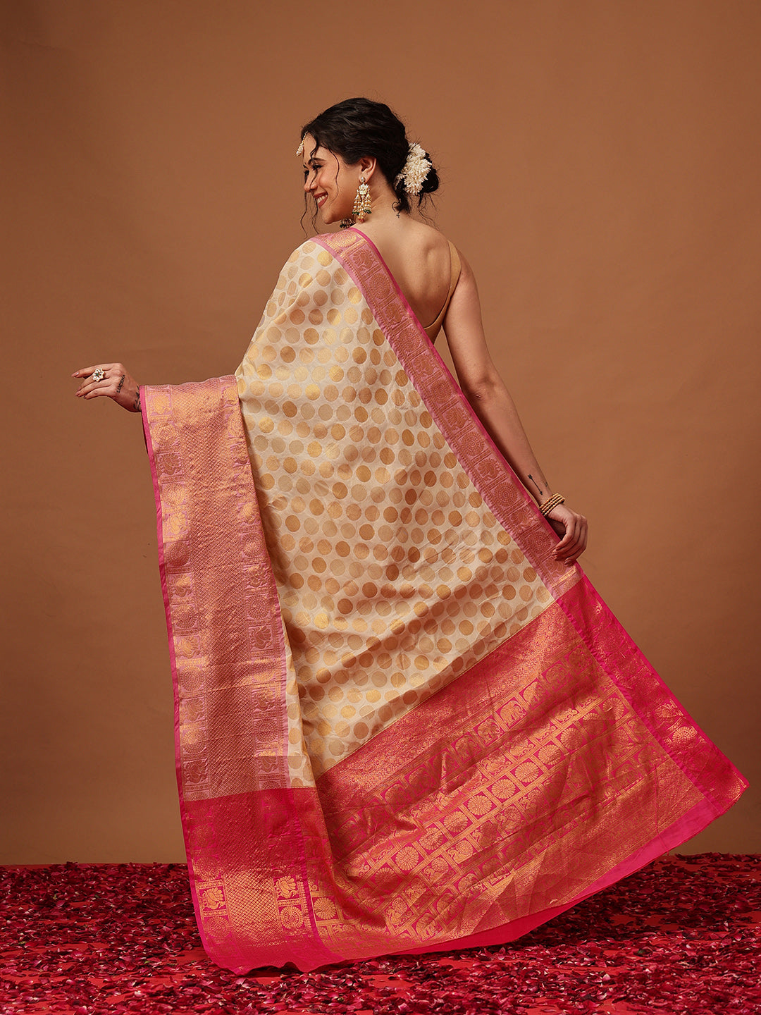 Banarasi Silk Woven Saree With Unstitched Blouse Piece