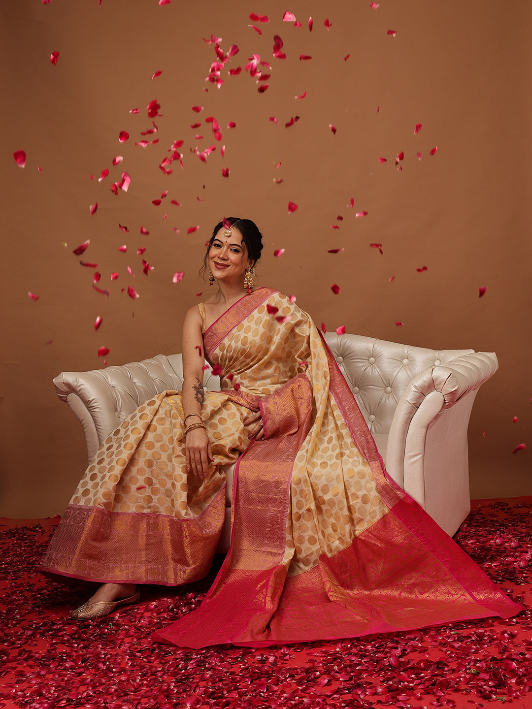 Banarasi Silk Woven Saree With Unstitched Blouse Piece