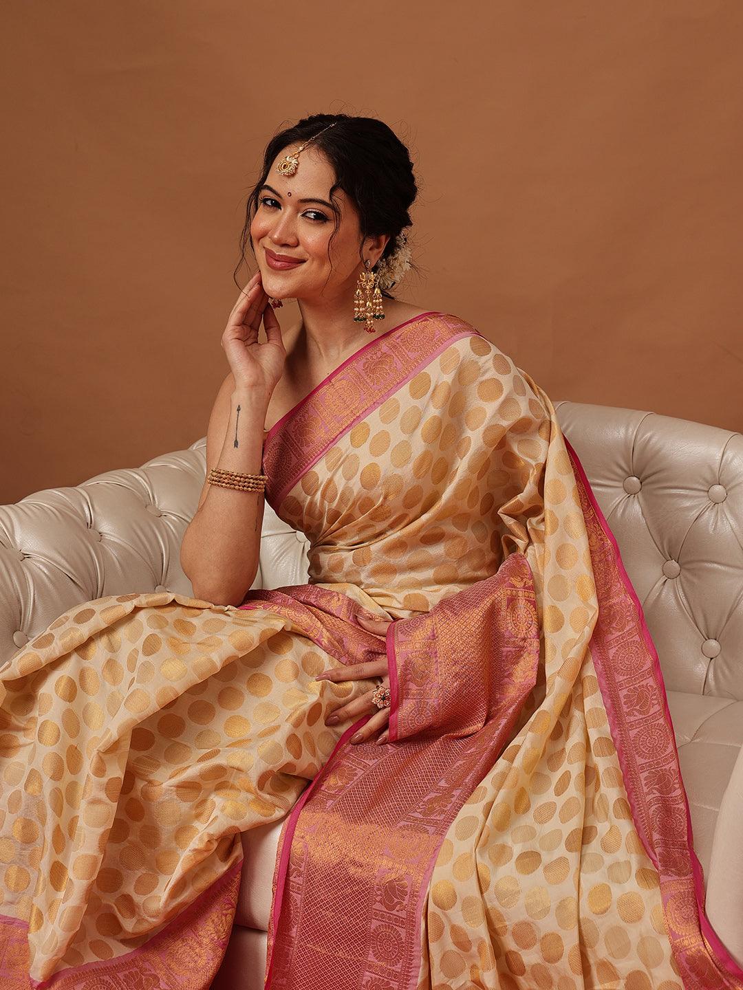 Banarasi Silk Woven Saree With Unstitched Blouse Piece
