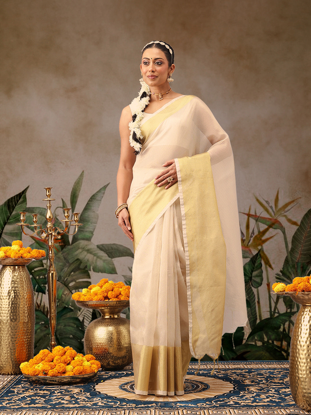 Onam Special Muga Checks Solid Saree With Zari Border
