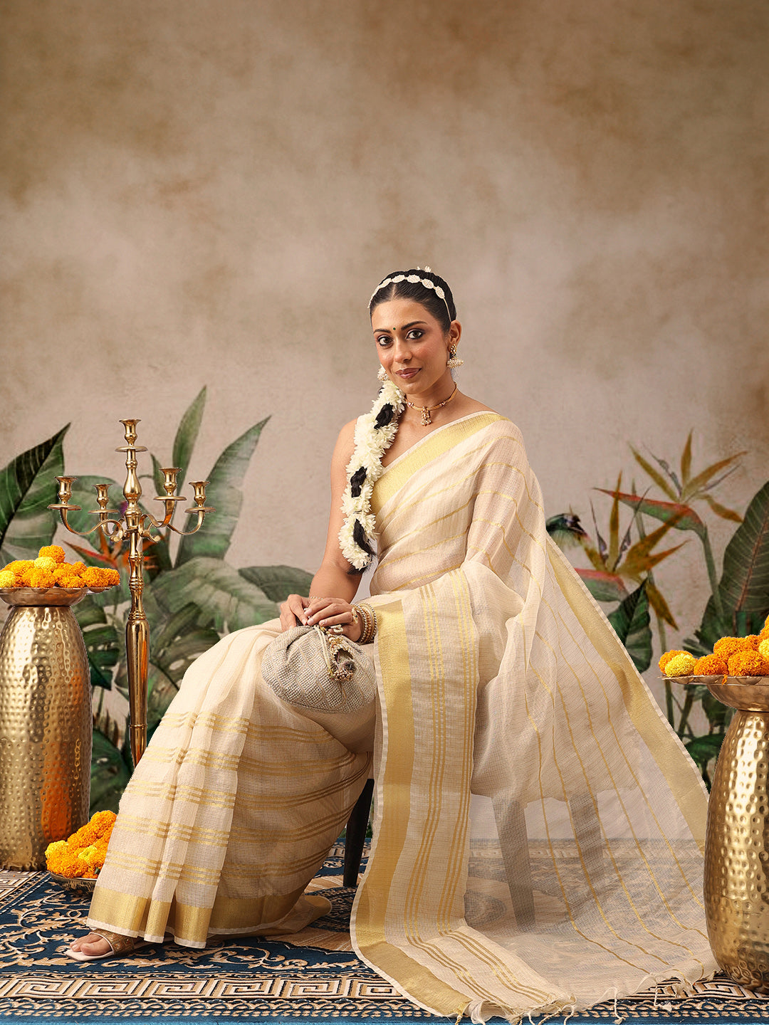 Onam Special Muga Checks Solid Saree With Zari Border