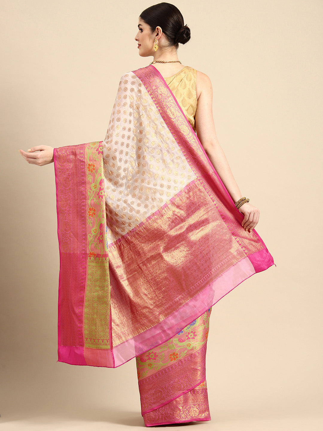 Woven Design Ethnic Motifs Zari Kasauv Saree