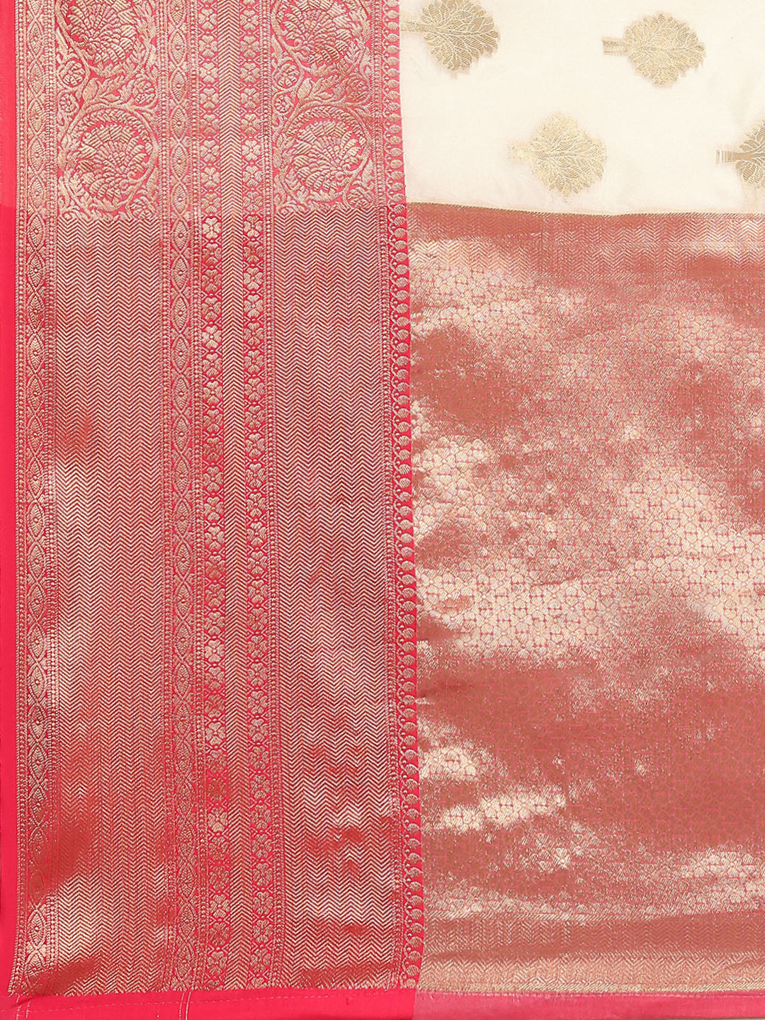 Women's Kanjiwaram Silk Woven Kasavu Saree