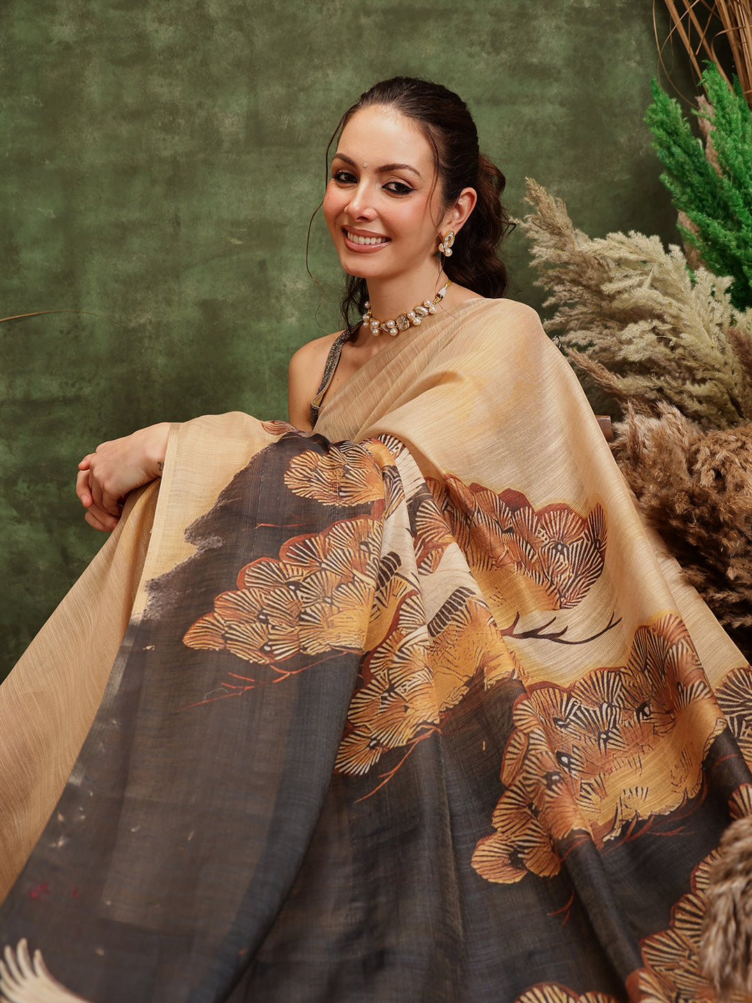 Women's Printed Muga Zari Tissue Silk Saree