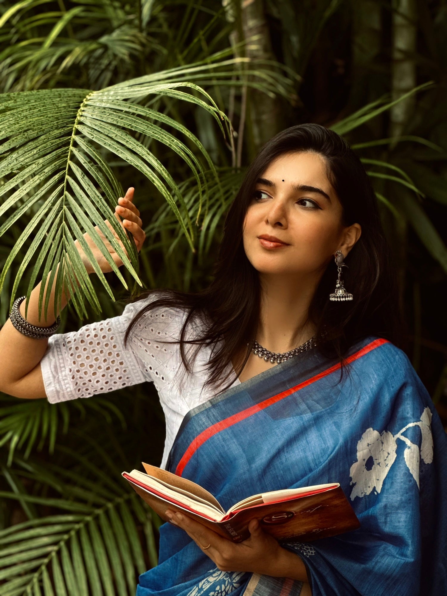 Women's Printed Muga Zari Tissue Silk Saree