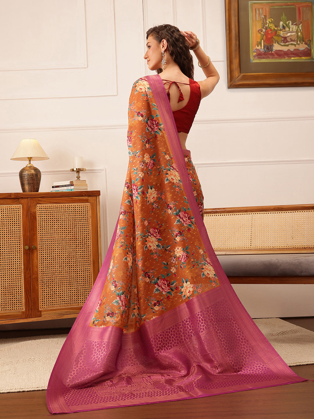 Floral Printed Crepe Saree
