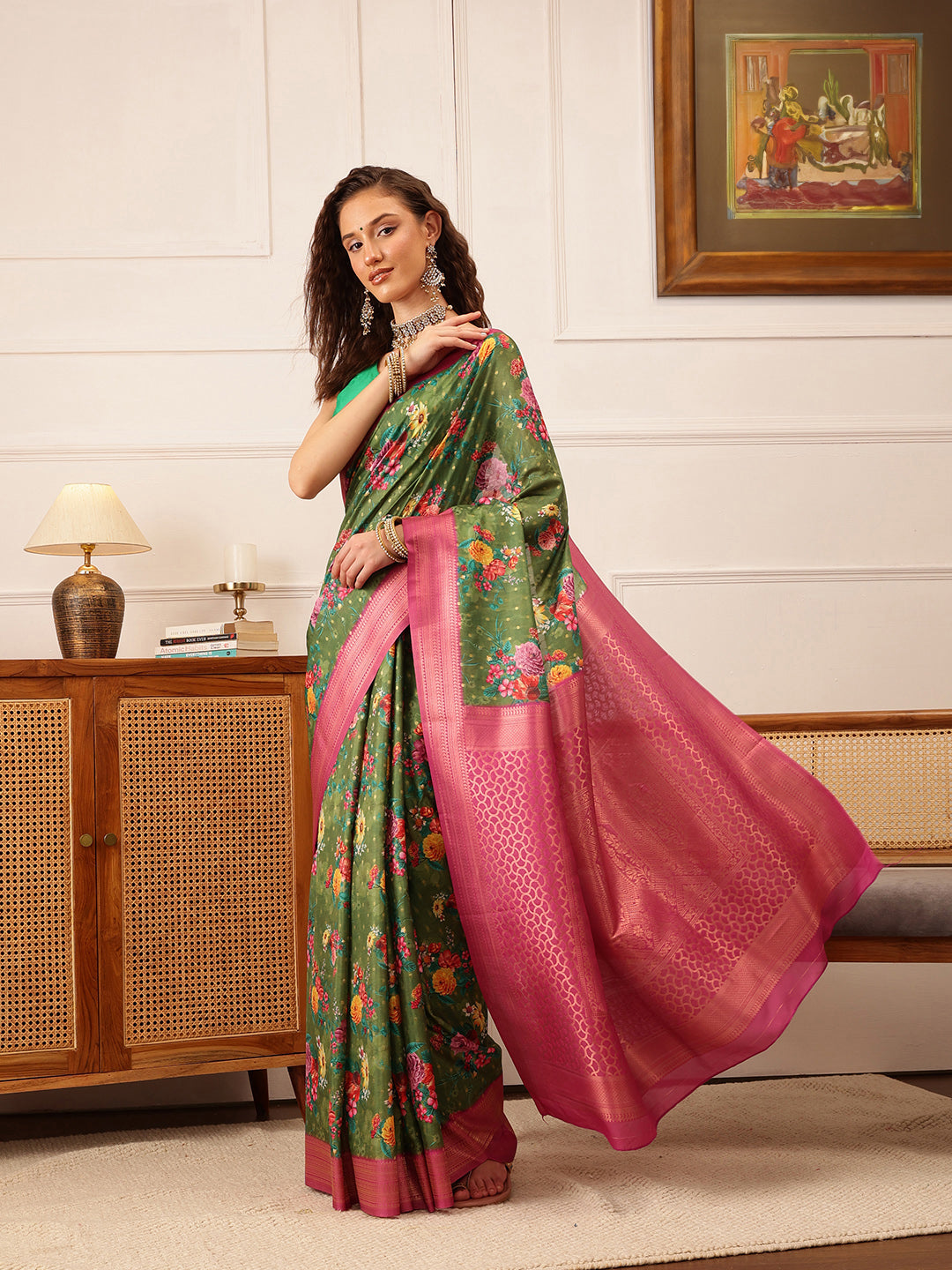 Floral Printed Crepe Saree