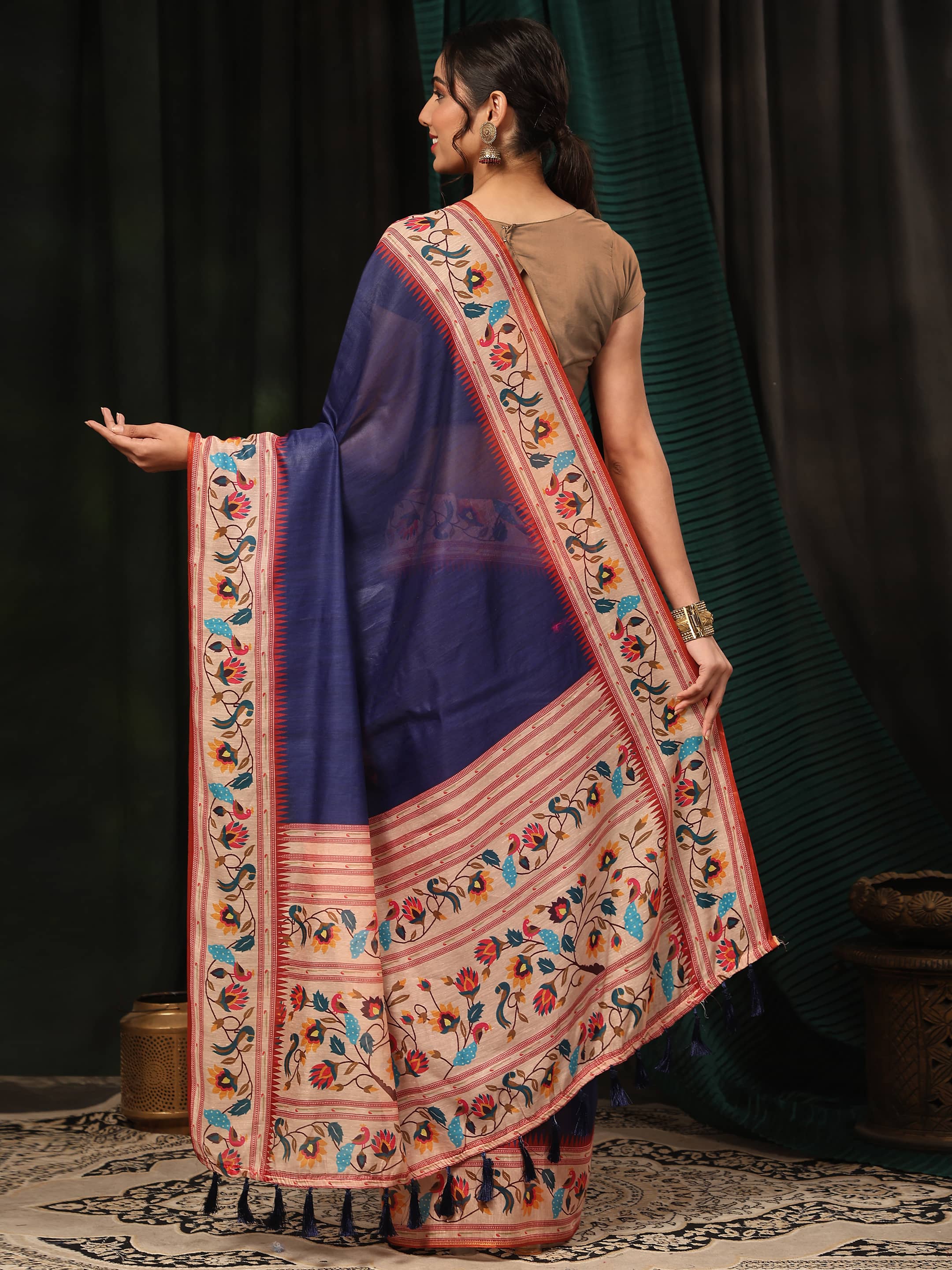 Women's Cotton Blend Paithani Animal Digital Printed Saree