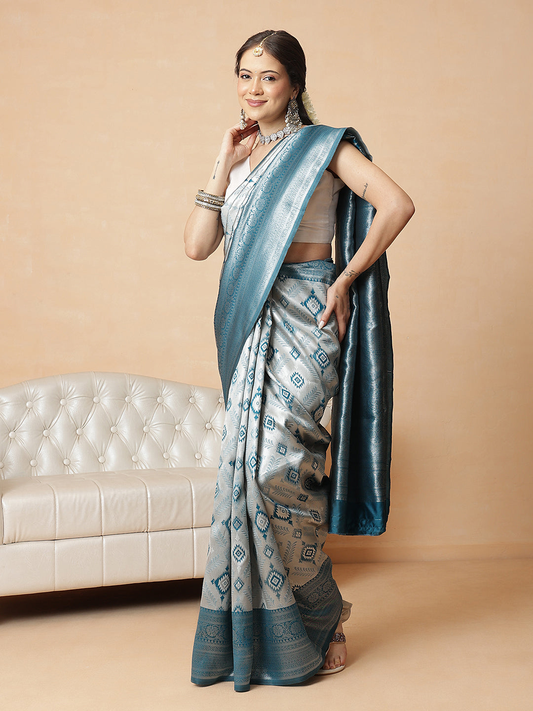 Banarasi Silk Zari Woven Design Abstract Saree With Contrast Border