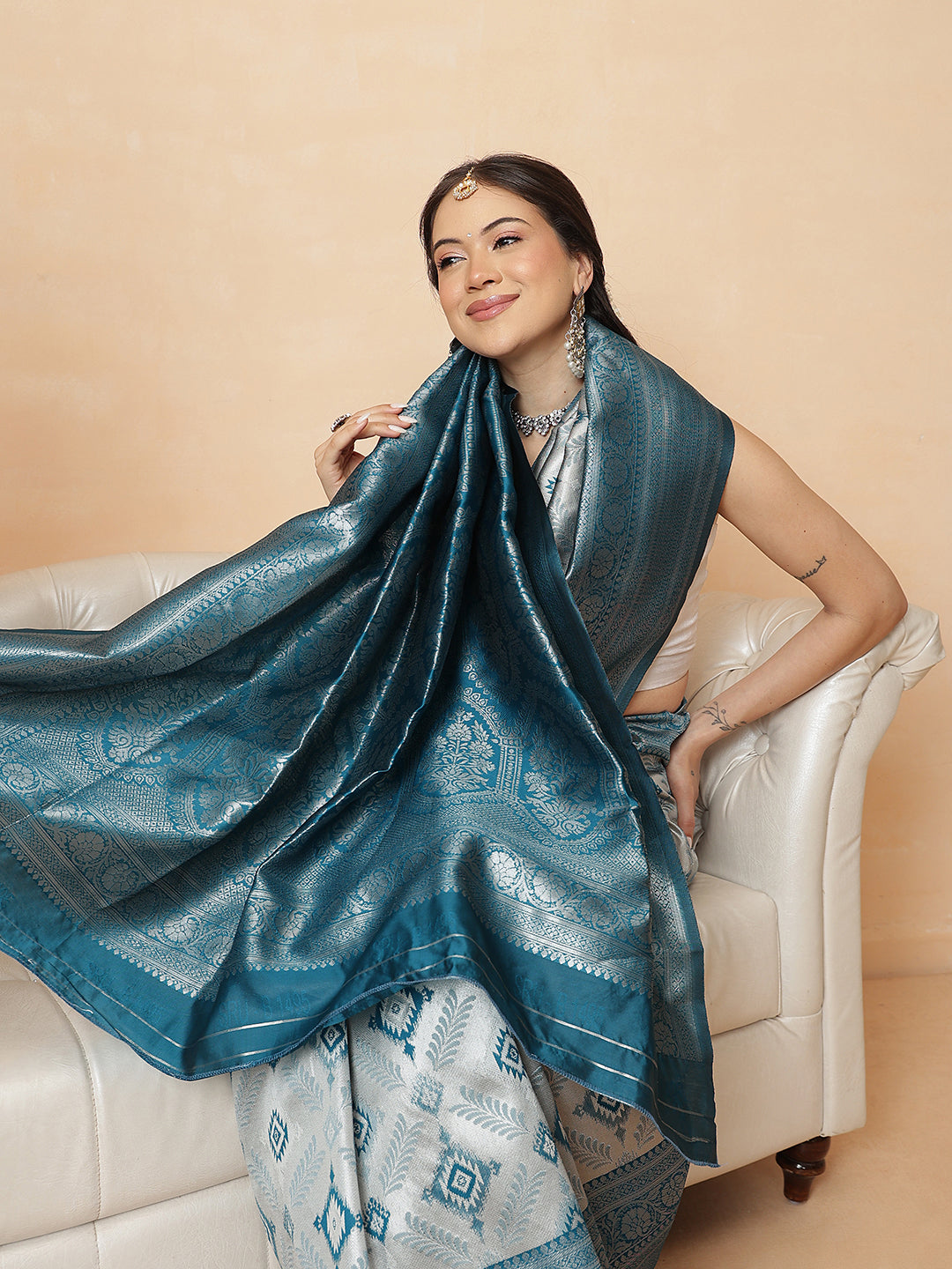 Banarasi Silk Zari Woven Design Abstract Saree With Contrast Border