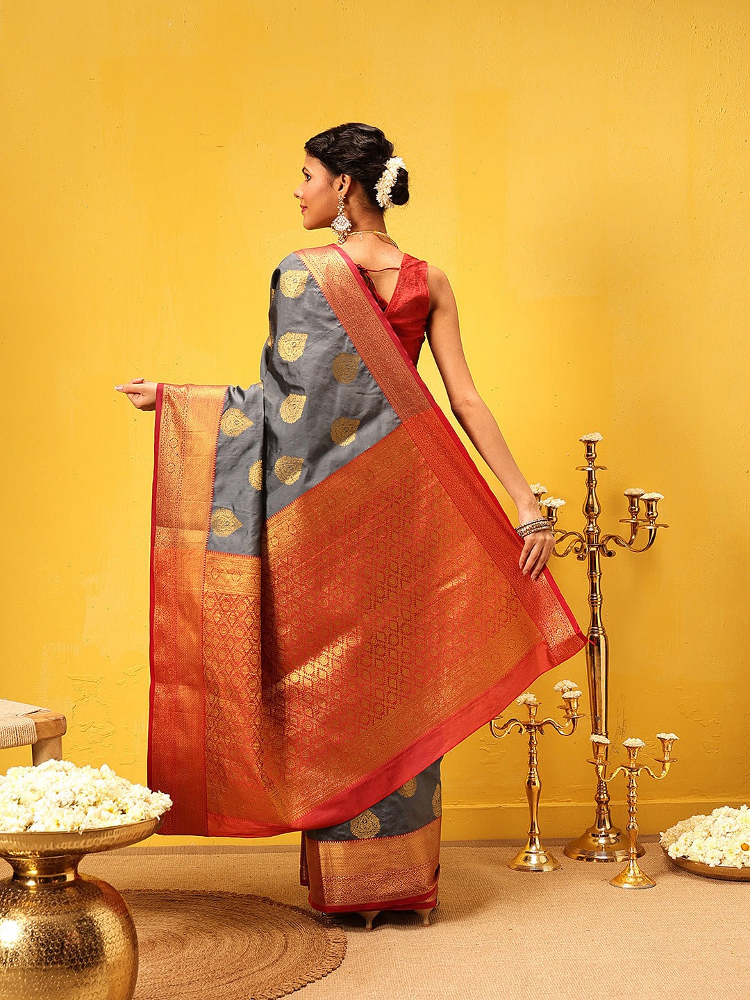 Kanjivaram Soft Silk Zari Woven Big Border With Rich Pallu Saree