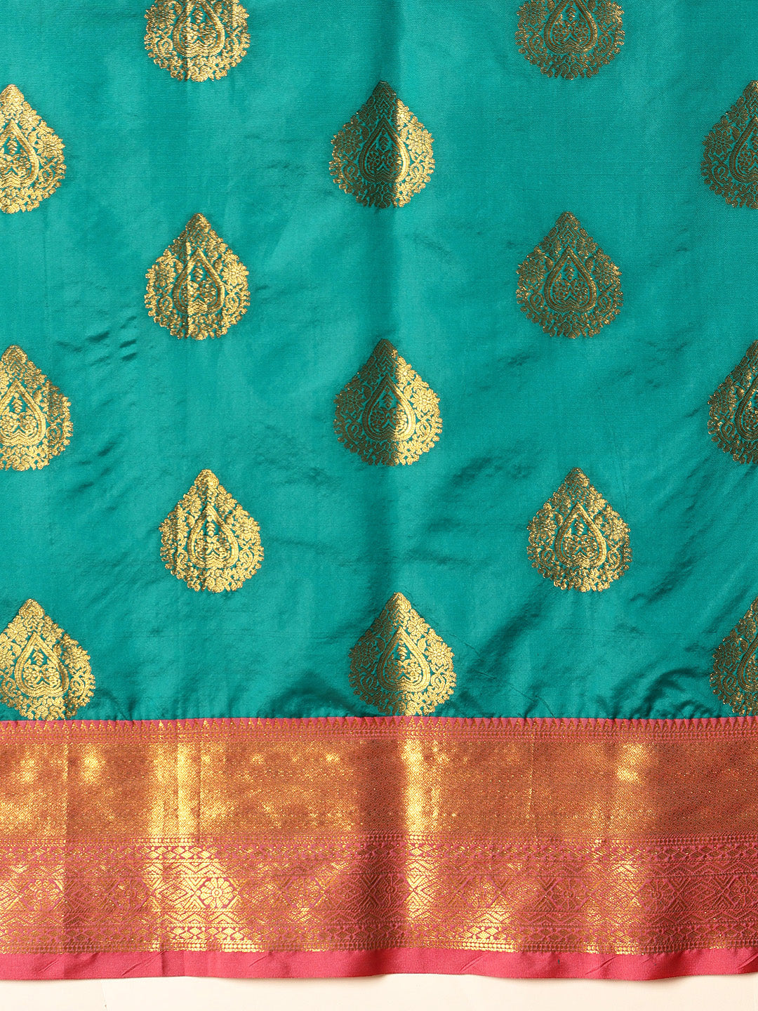 Kanjivaram Soft Silk Zari Woven Big Border With Rich Pallu Saree