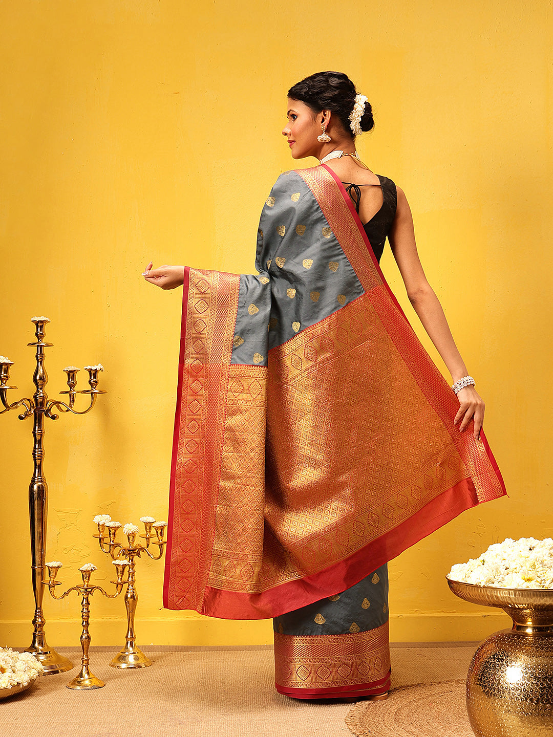 Kanjivaram Soft Silk Zari Woven Big Border With Rich Pallu Saree