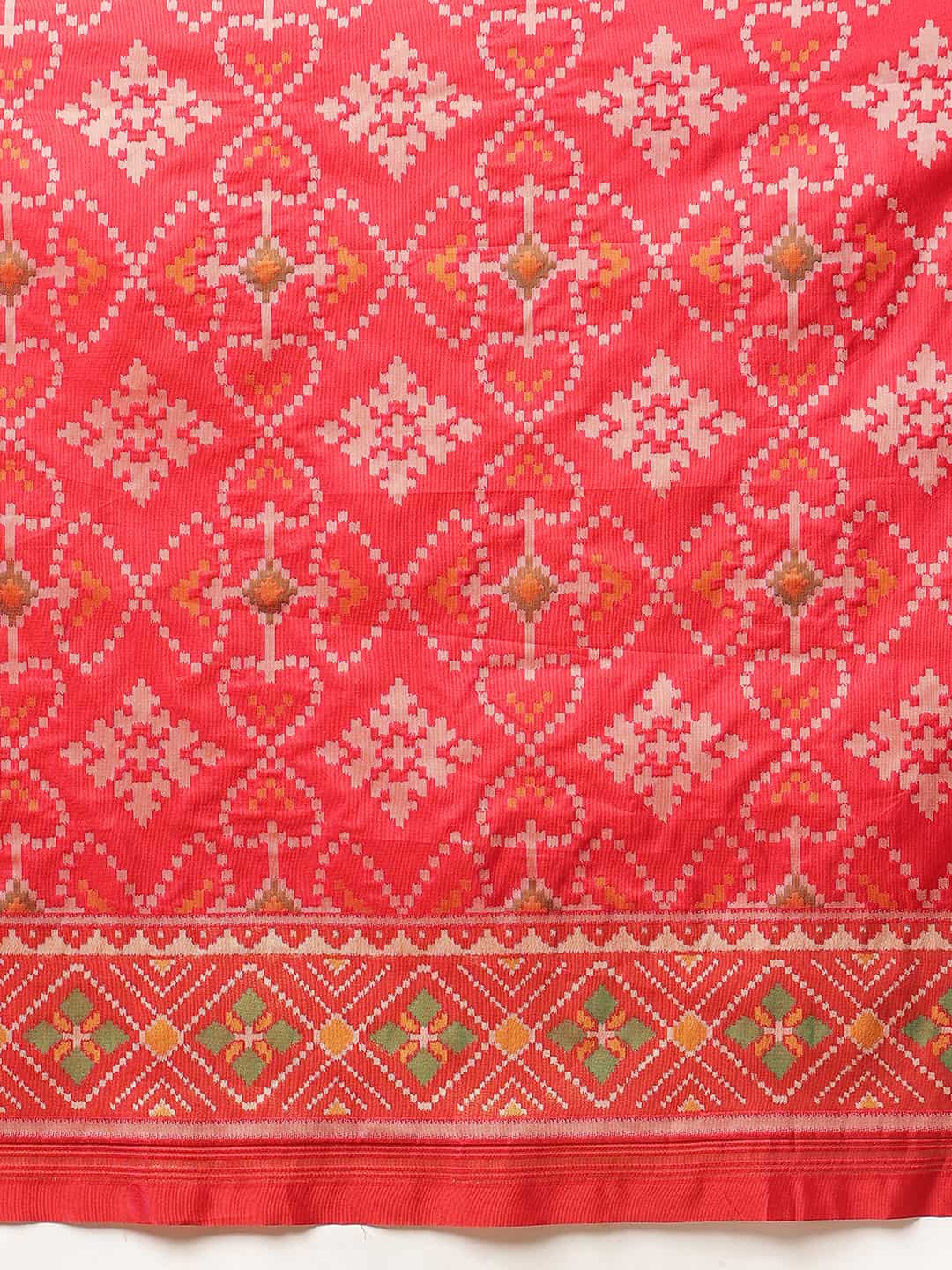 Pure Weaving Patola Saree With Beautiful Handmade Tassels – Red – view 5