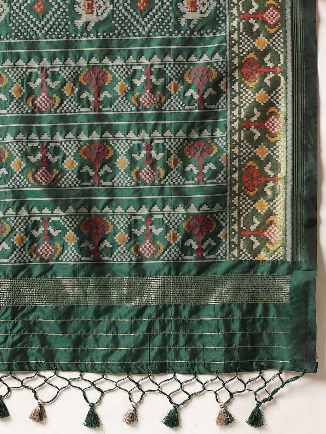 Pure Weaving Patola Saree With Beautiful Handmade Tassels – Green – view 6