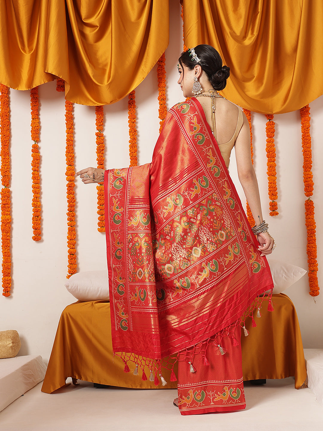 Tissue Inspired Pure Weaving Gala Patola Saree With Handmade Tassels – Red – view 3