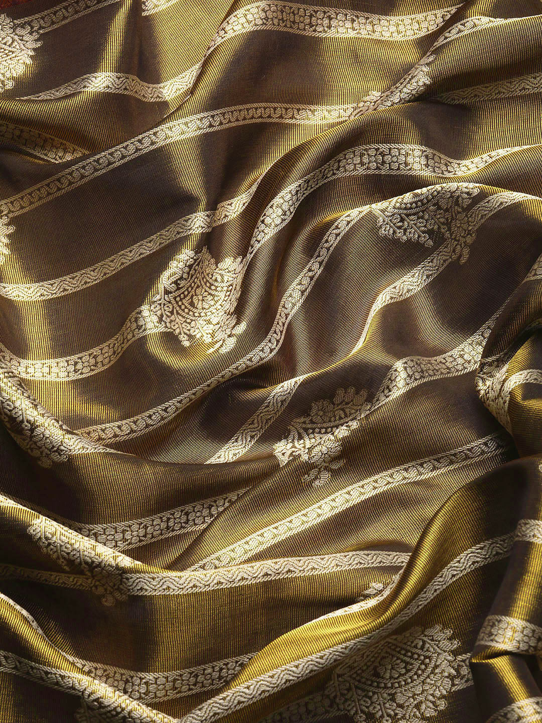 Ethnic Motifs Zari Woven Tissue Silk Saree